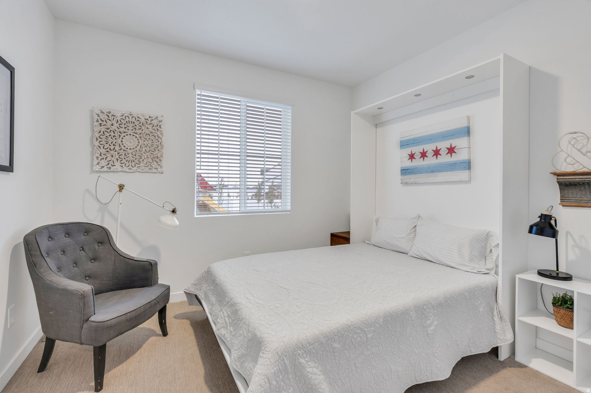 3452 S MAPLETON HEIGHTS DR