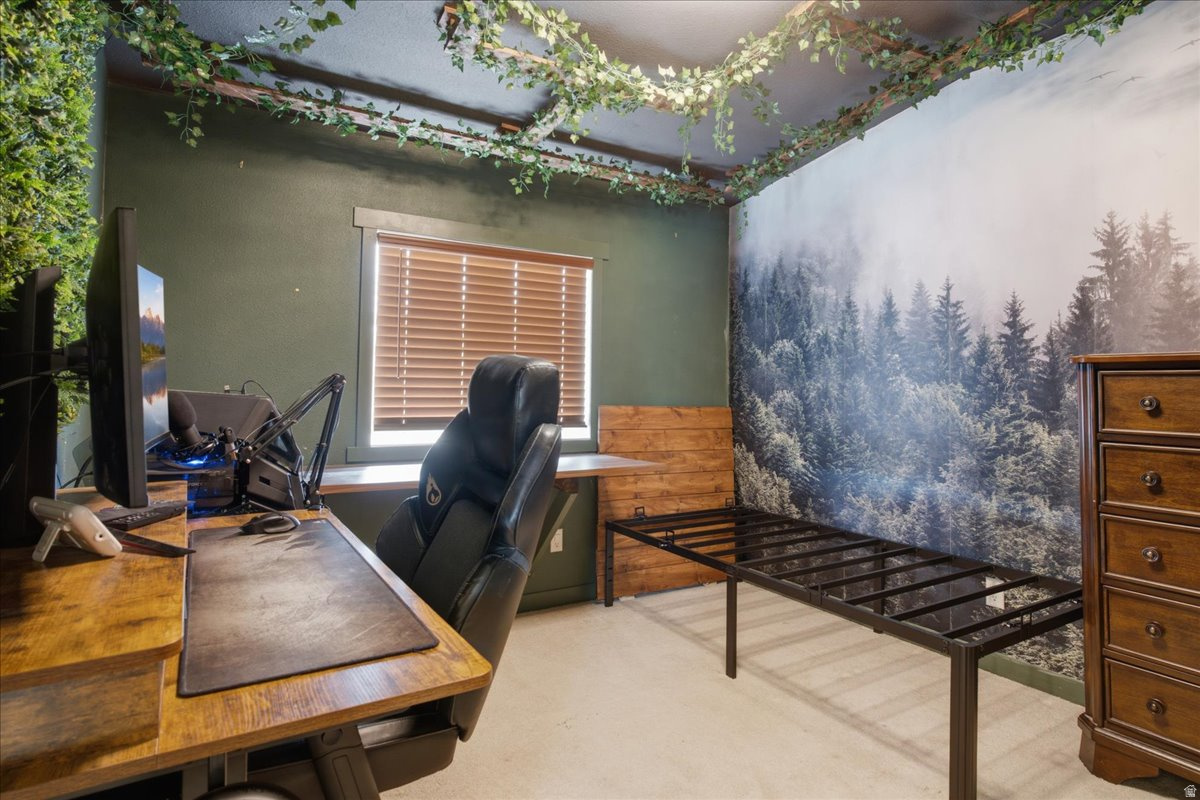 237 N 300 W