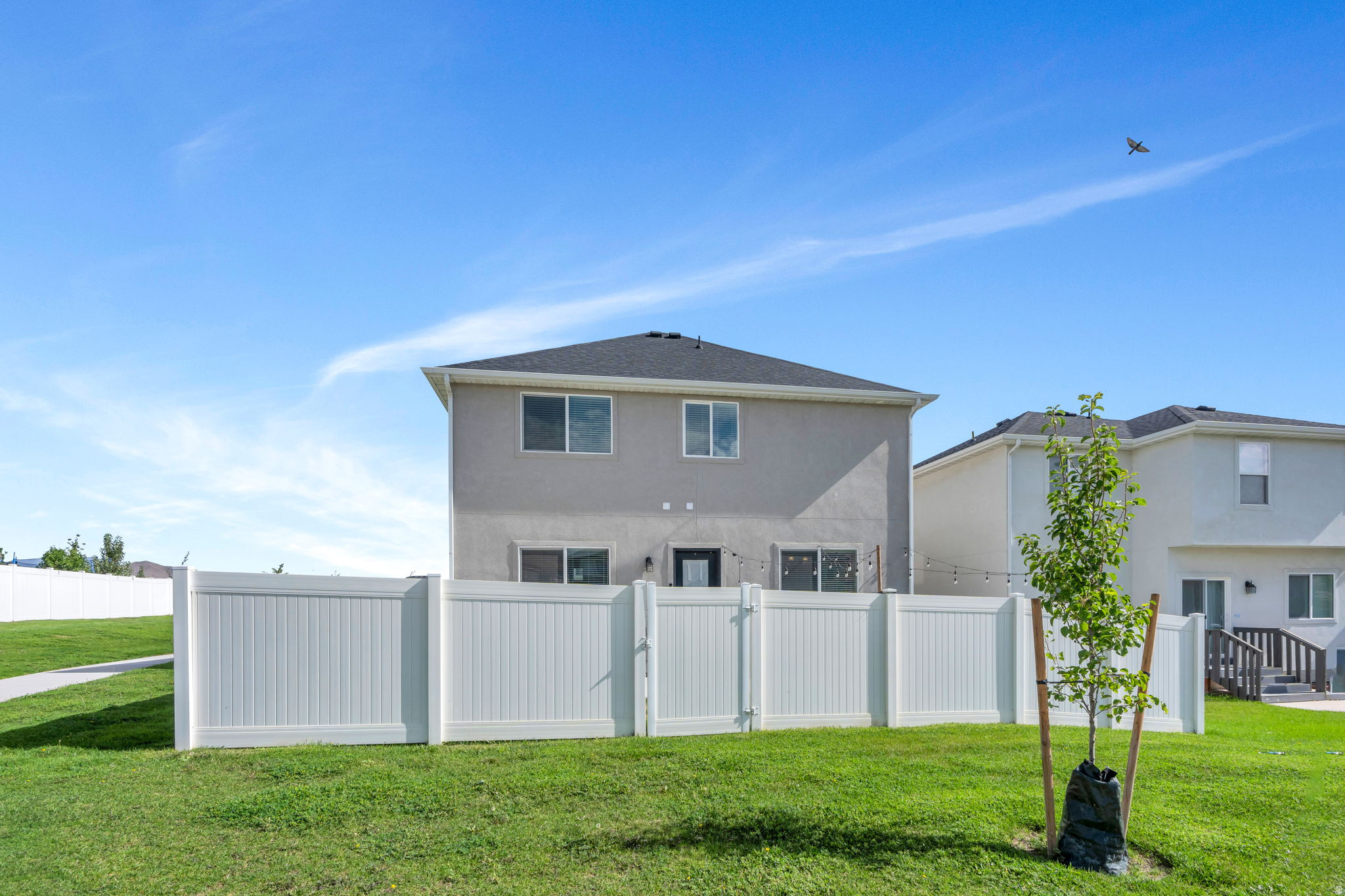 7297 N GREEN PASTURE LN