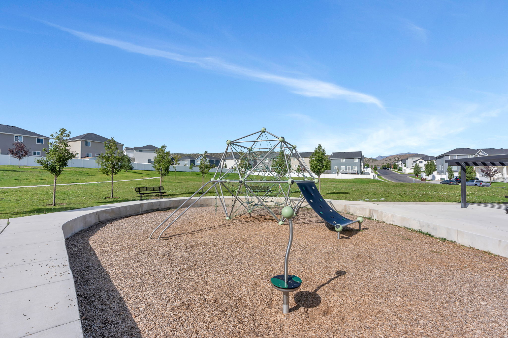 7297 N GREEN PASTURE LN