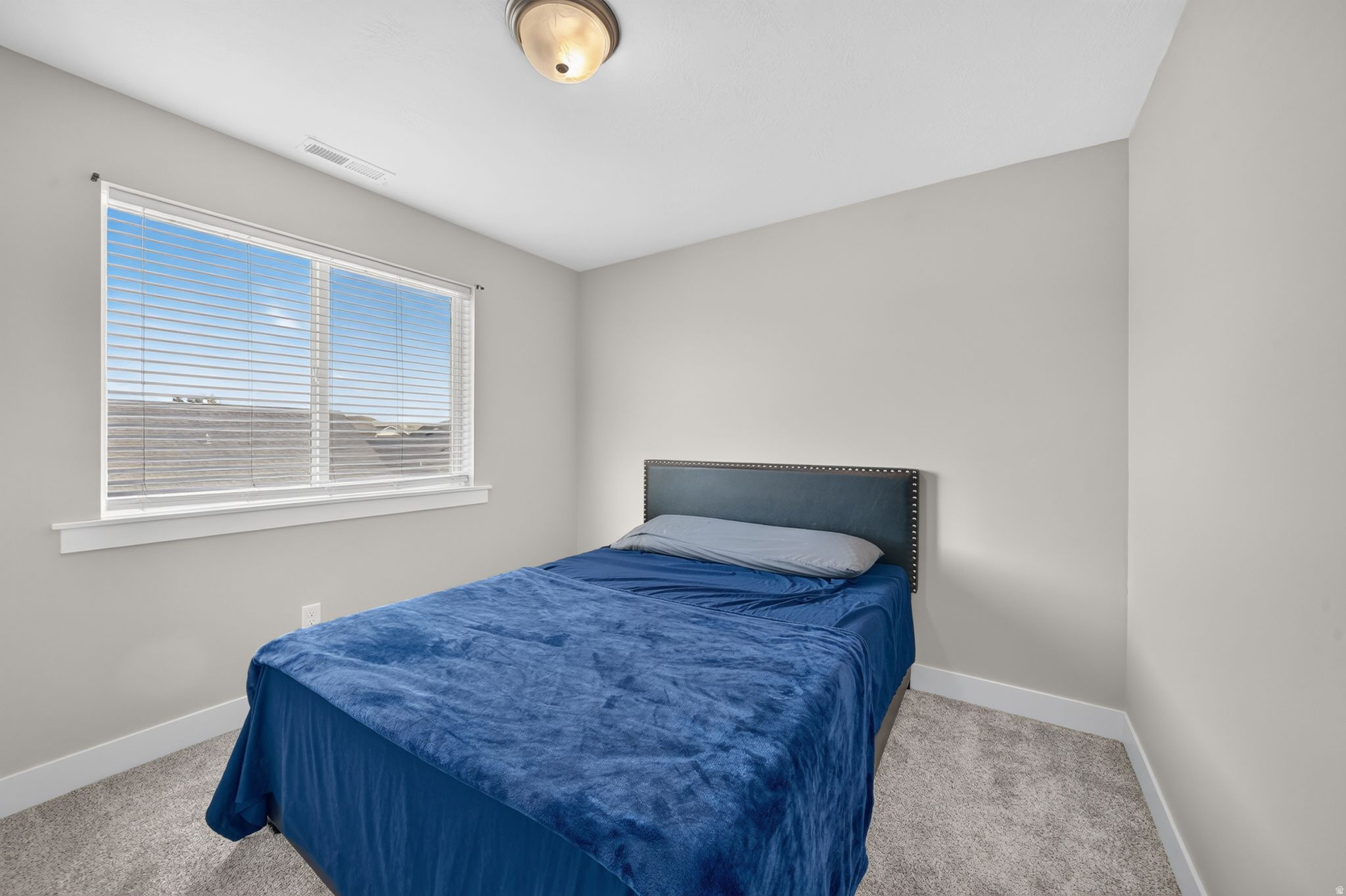 1577 E CARDINAL