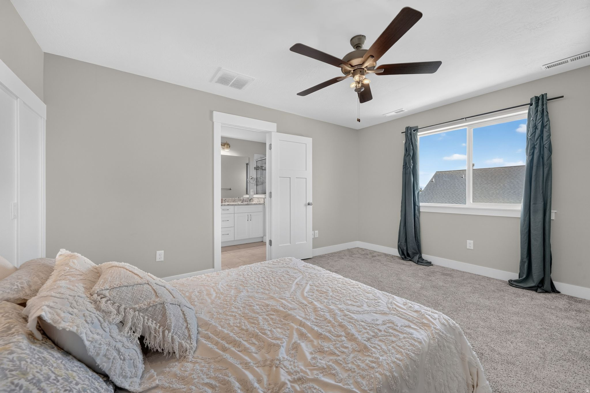 1577 E CARDINAL
