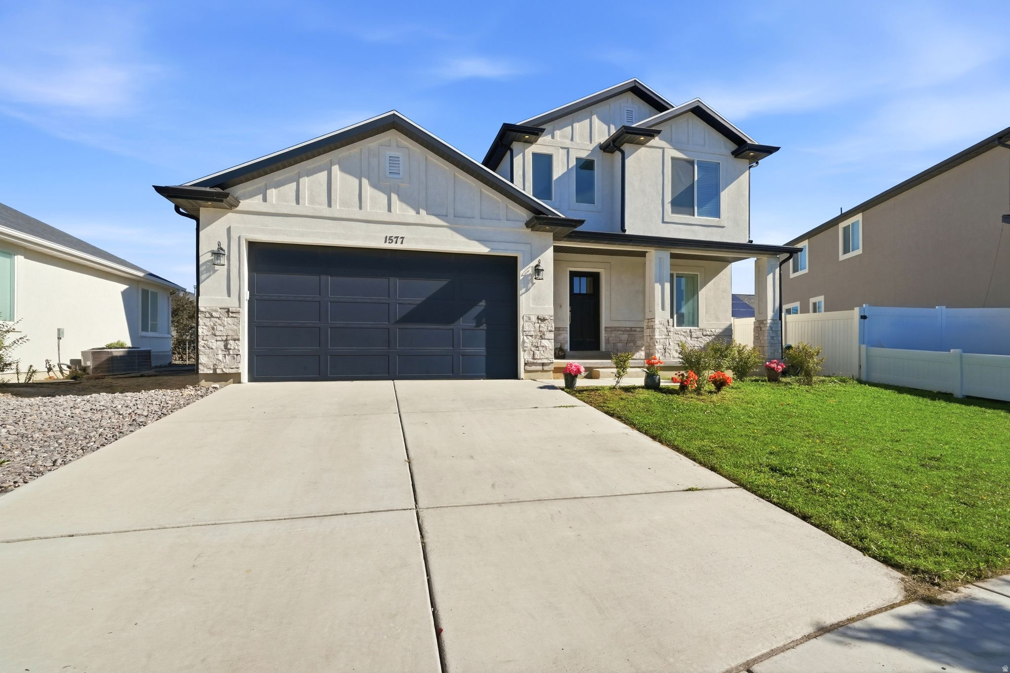 1577 E CARDINAL