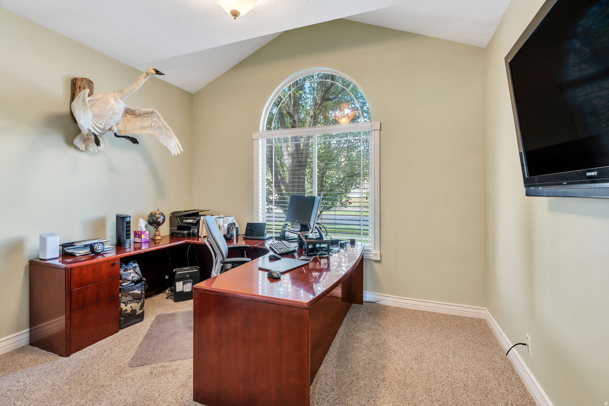 1092 N COYOTE RUN