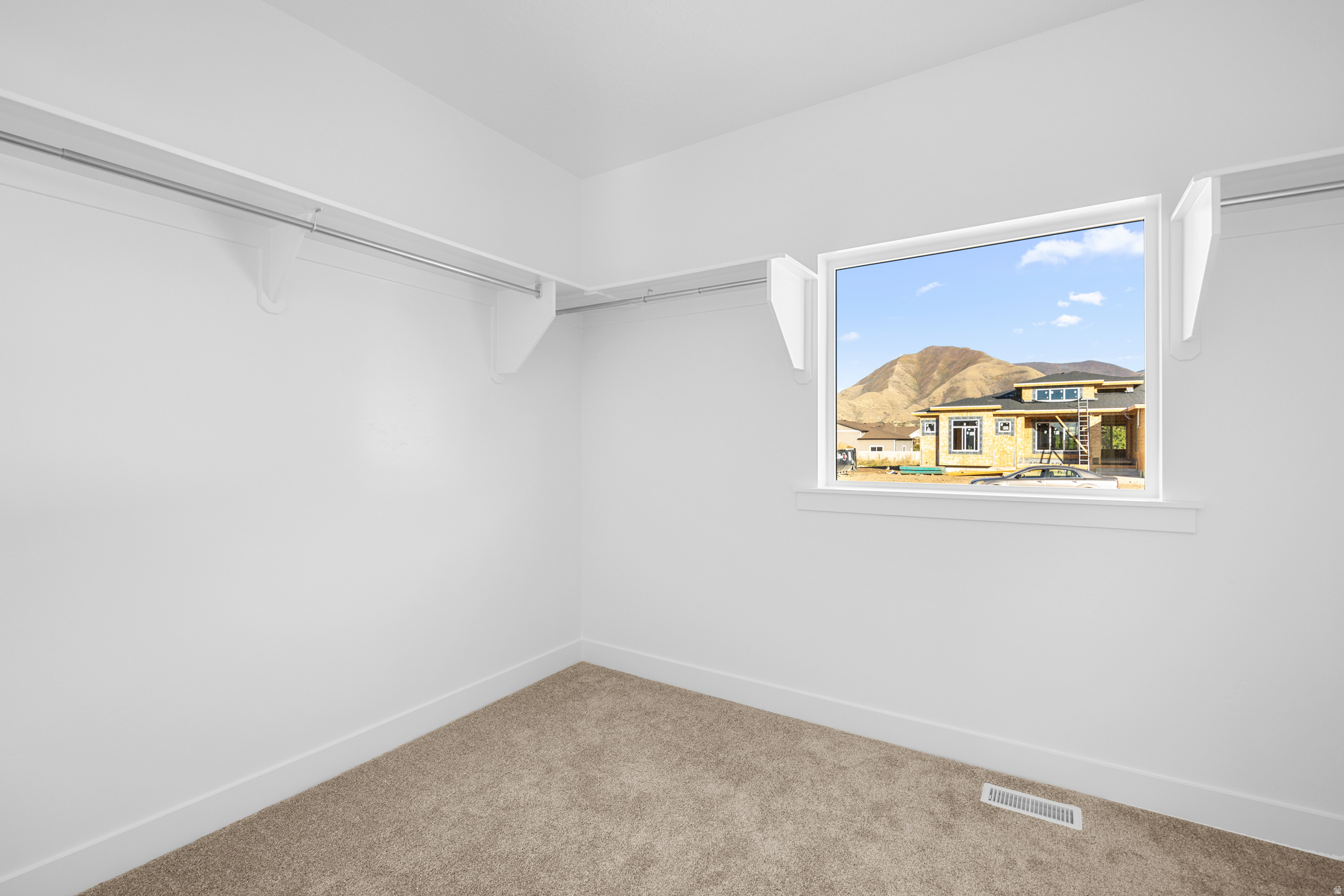 395 N 2350 #5MSF