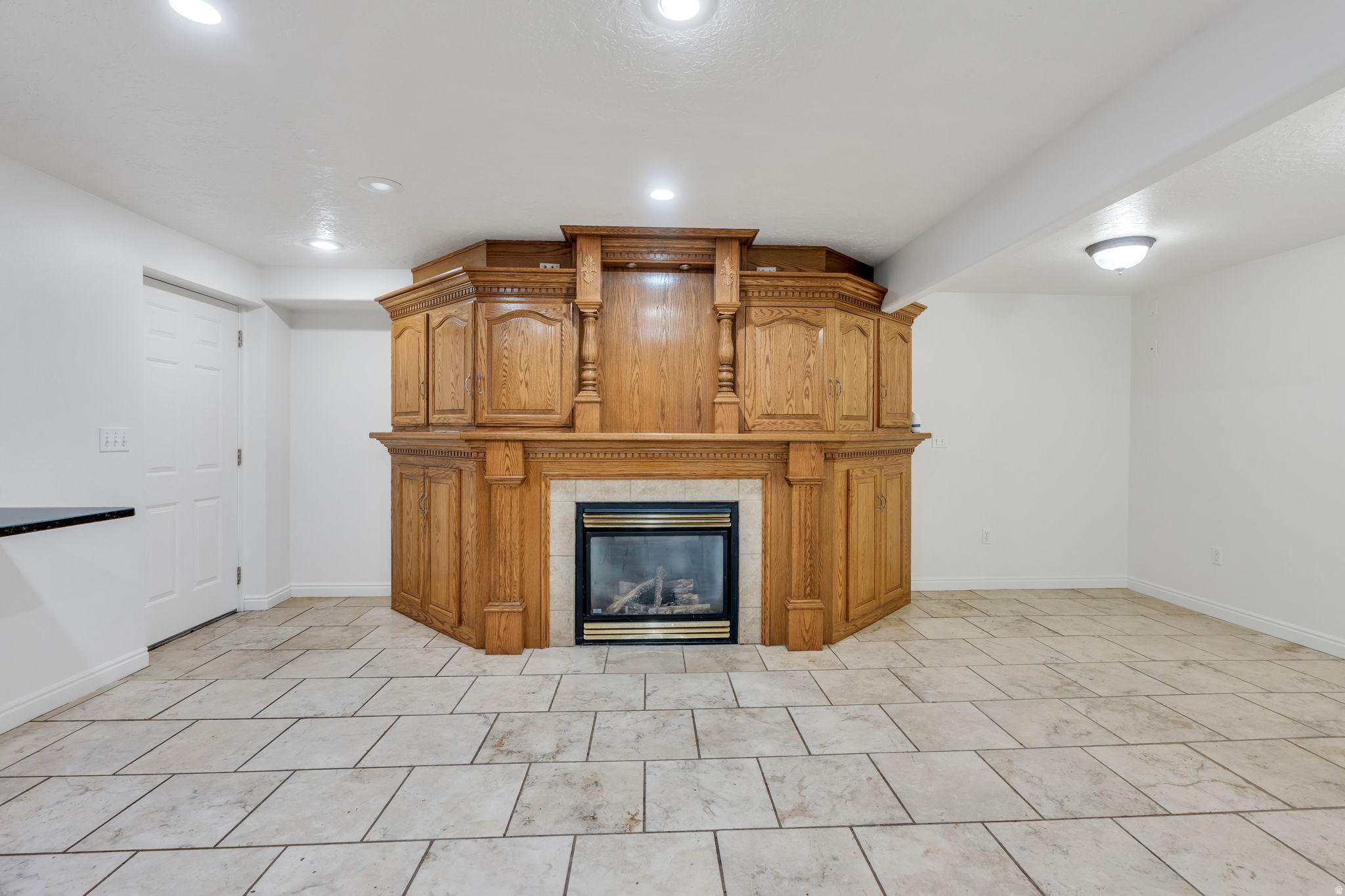 1526 E PHEASANT RUN DR
