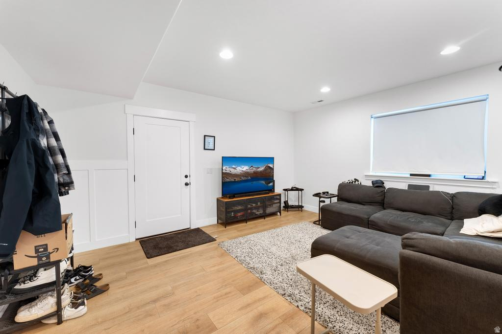 224 S ASPEN WAY