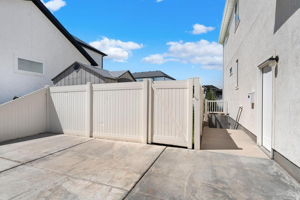 224 S ASPEN WAY
