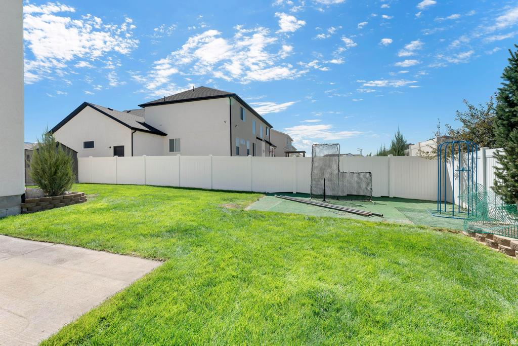 224 S ASPEN WAY