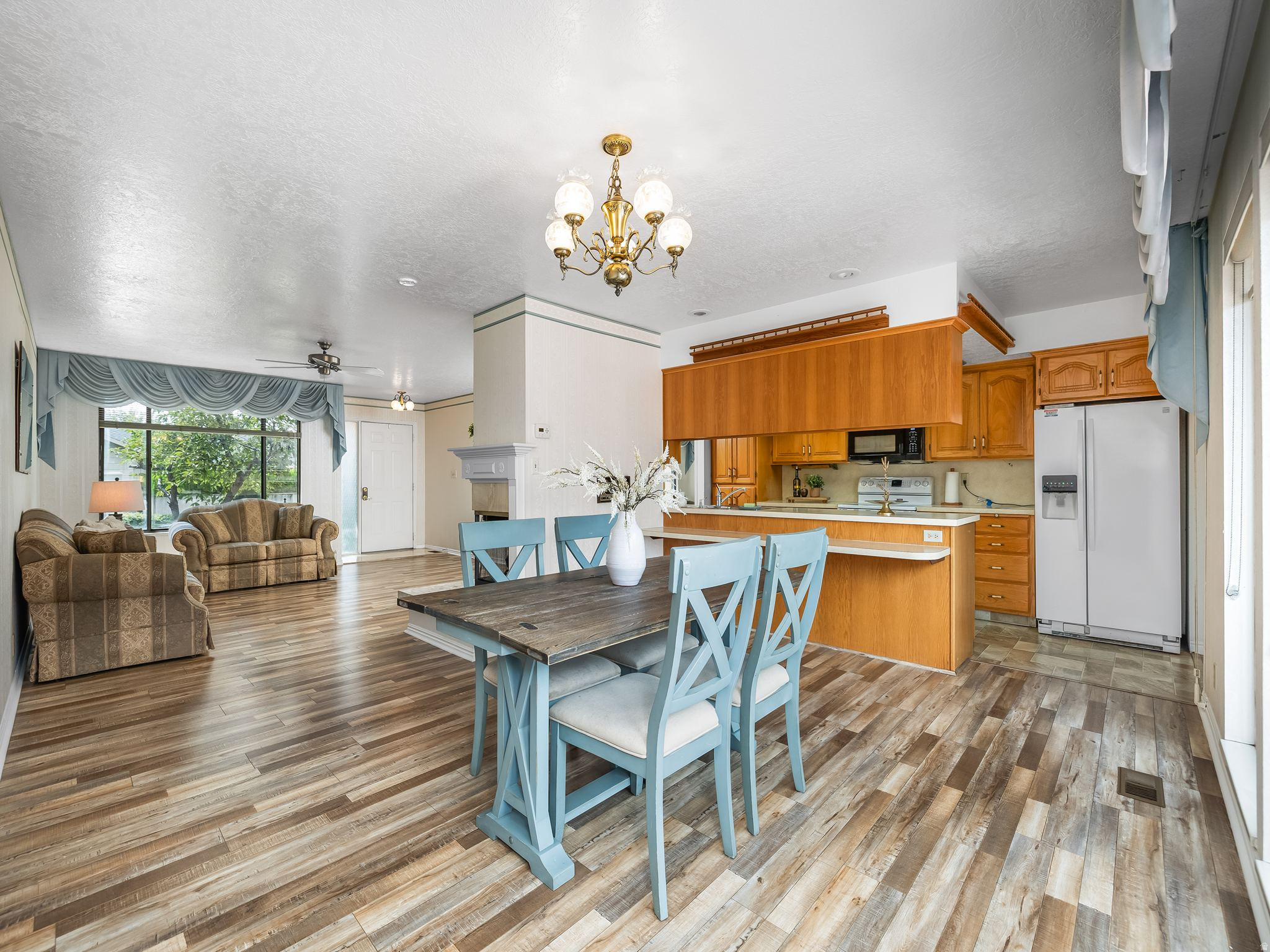 1767 COBBLESTONE DR