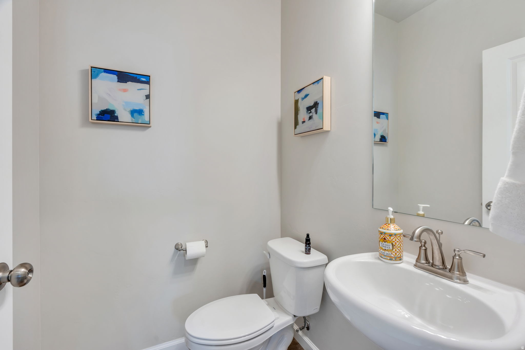 98 N BEAR RIVER RD #140