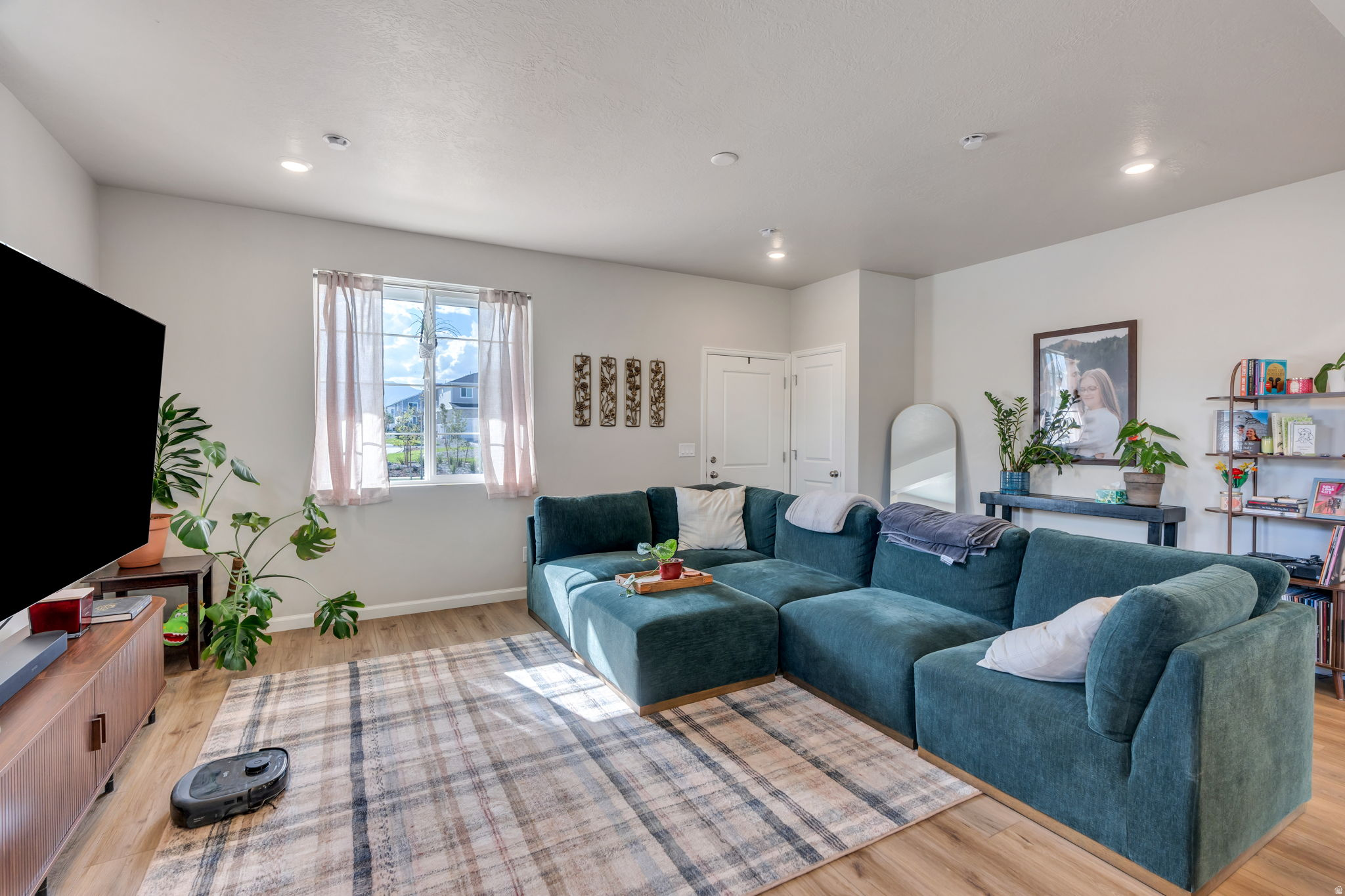 98 N BEAR RIVER RD #140