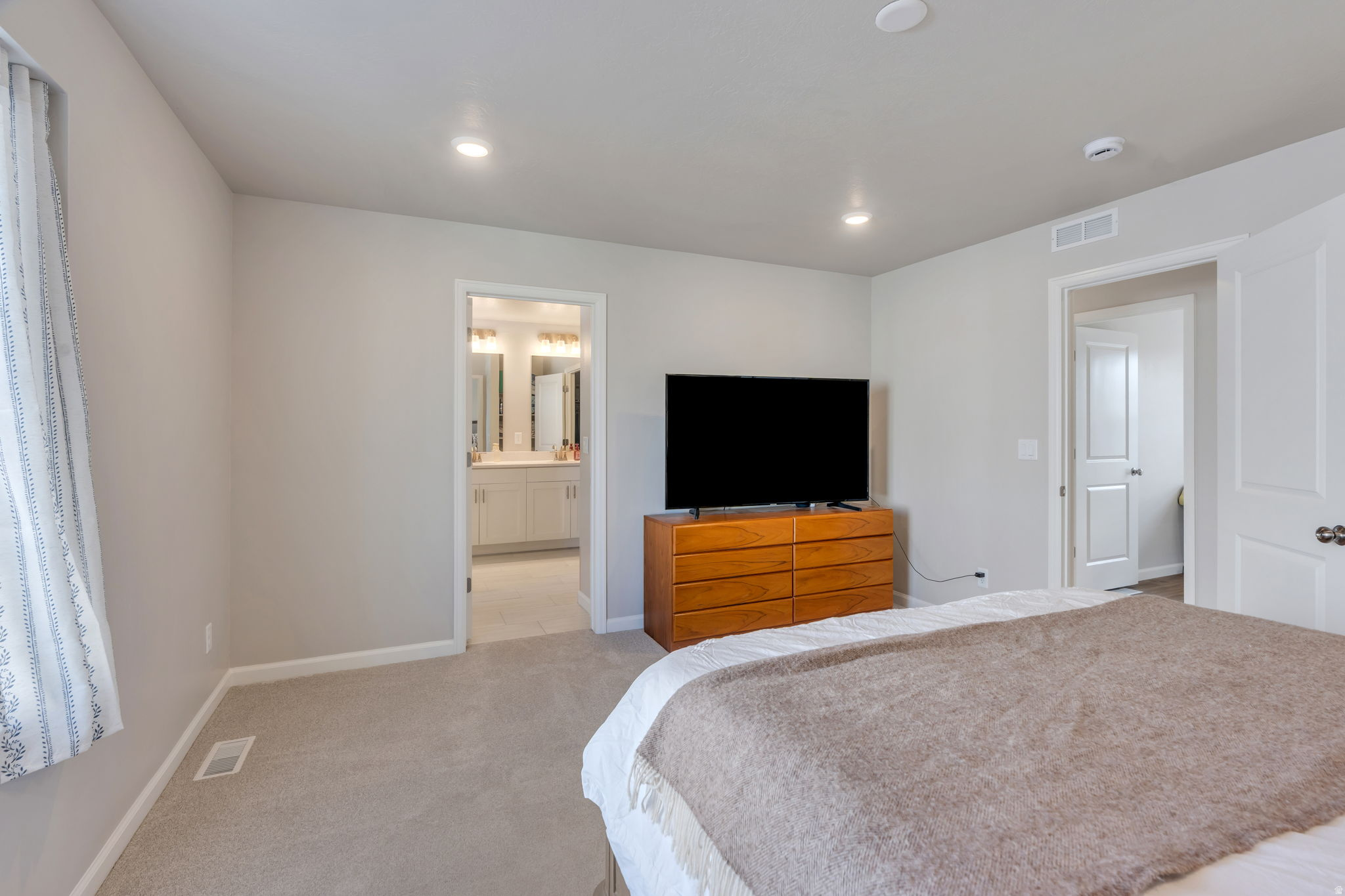 98 N BEAR RIVER RD #140