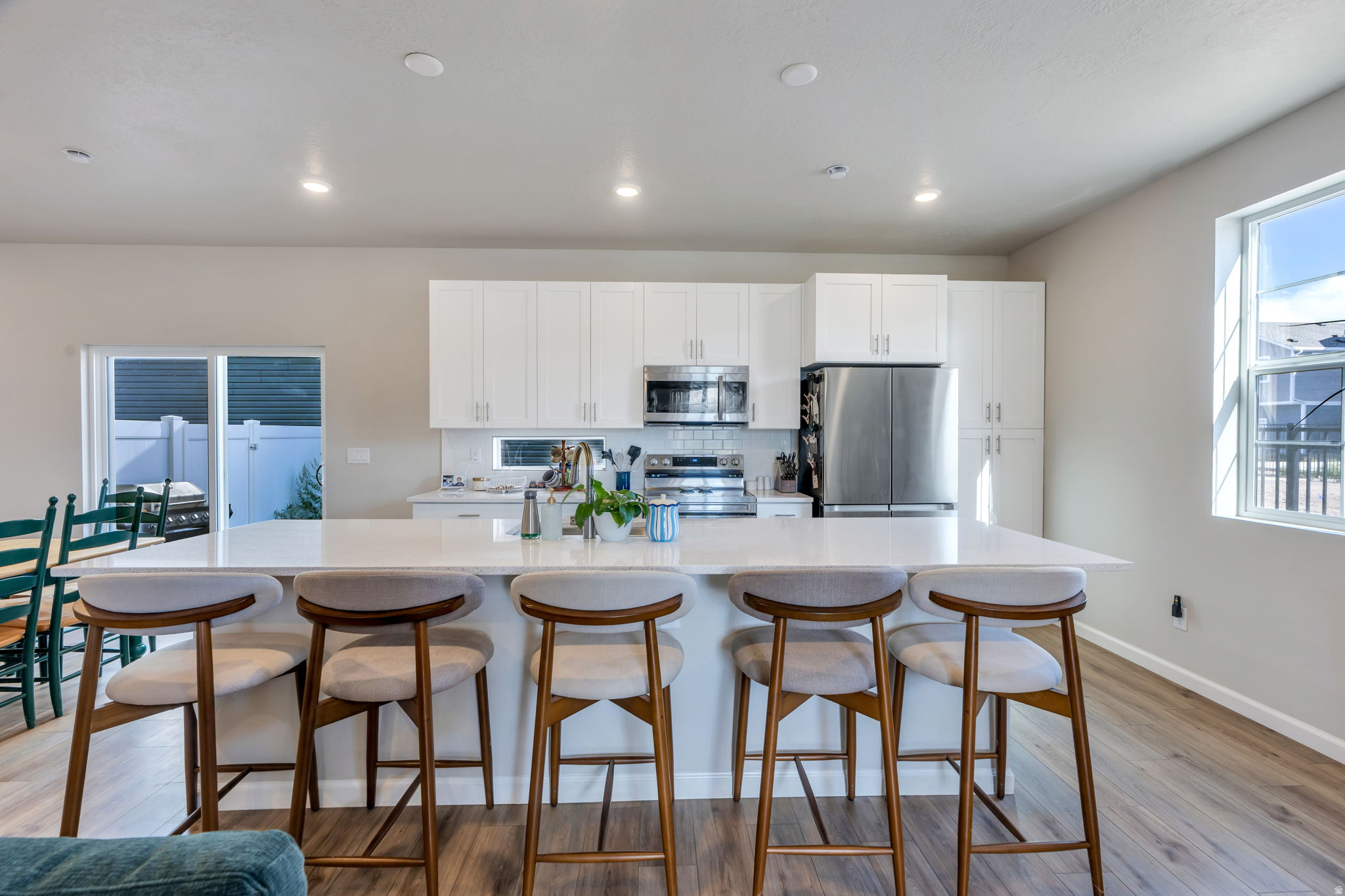 98 N BEAR RIVER RD #140
