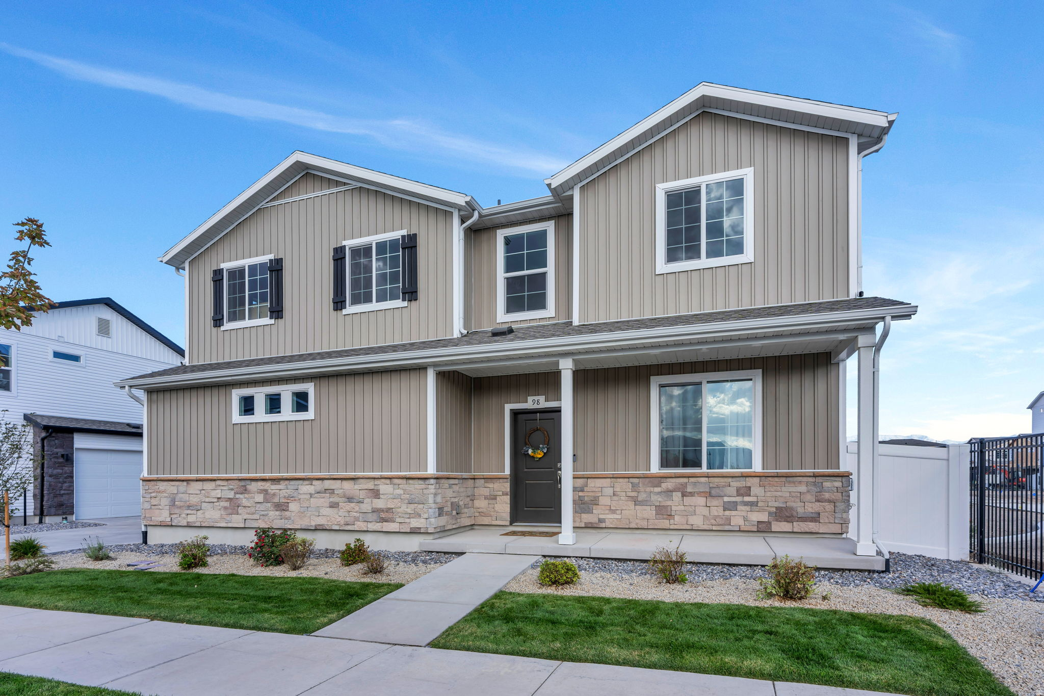 98 N BEAR RIVER RD #140