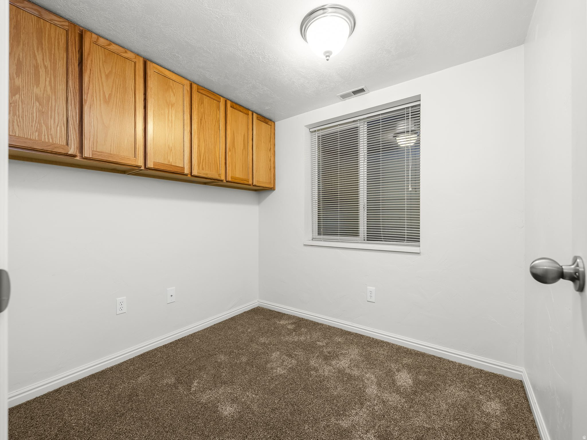527 W 1450 N