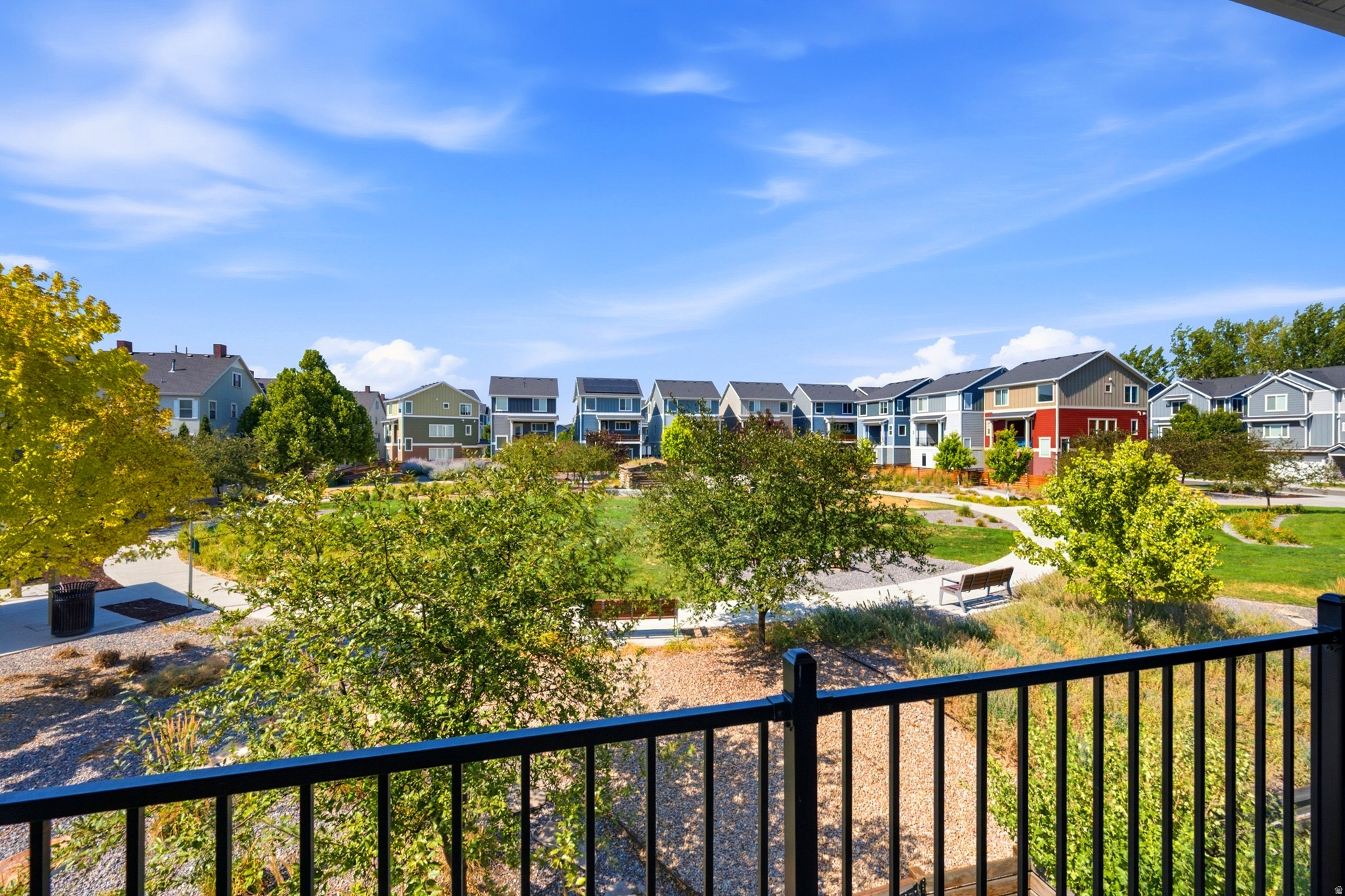 862 W FOUNDERS PT