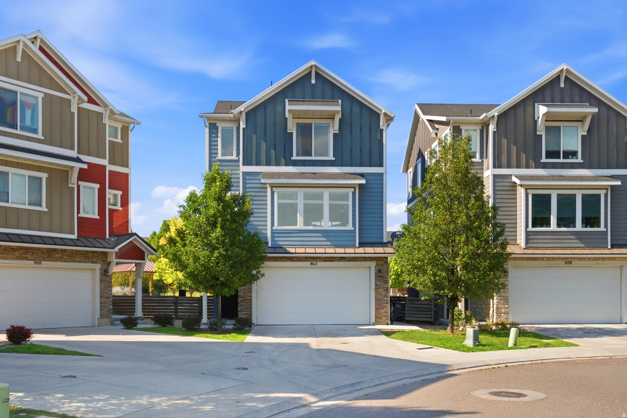 862 W FOUNDERS PT