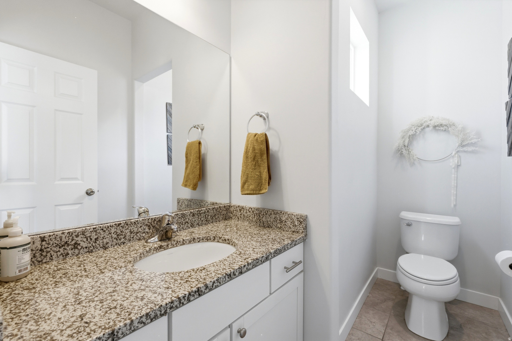 862 W FOUNDERS PT