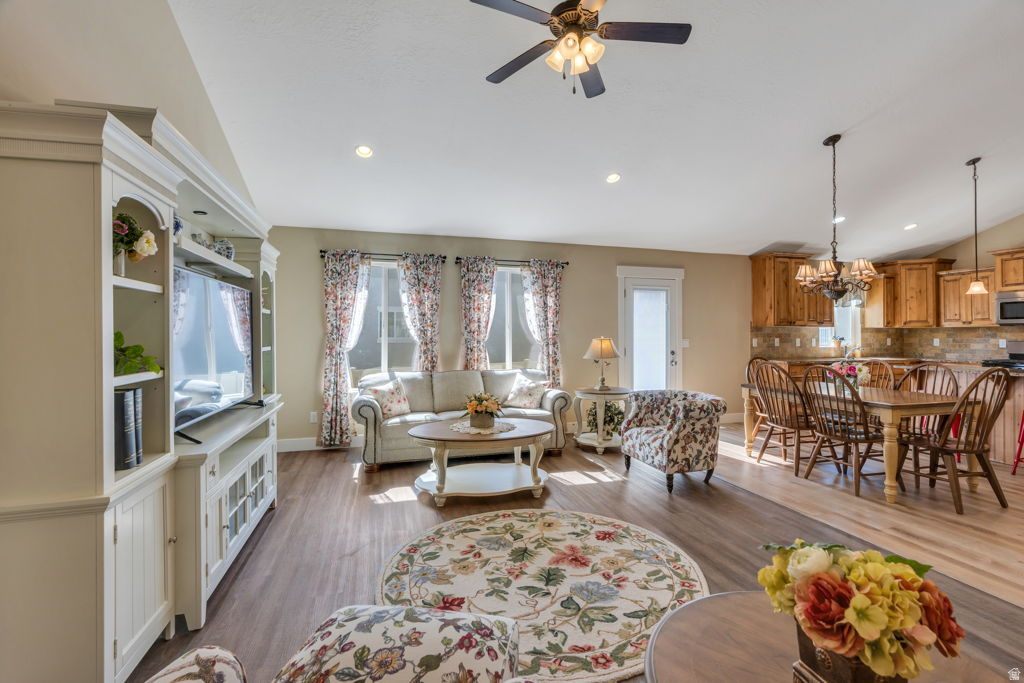 1517 S LAKE VIEW TERRACE RD