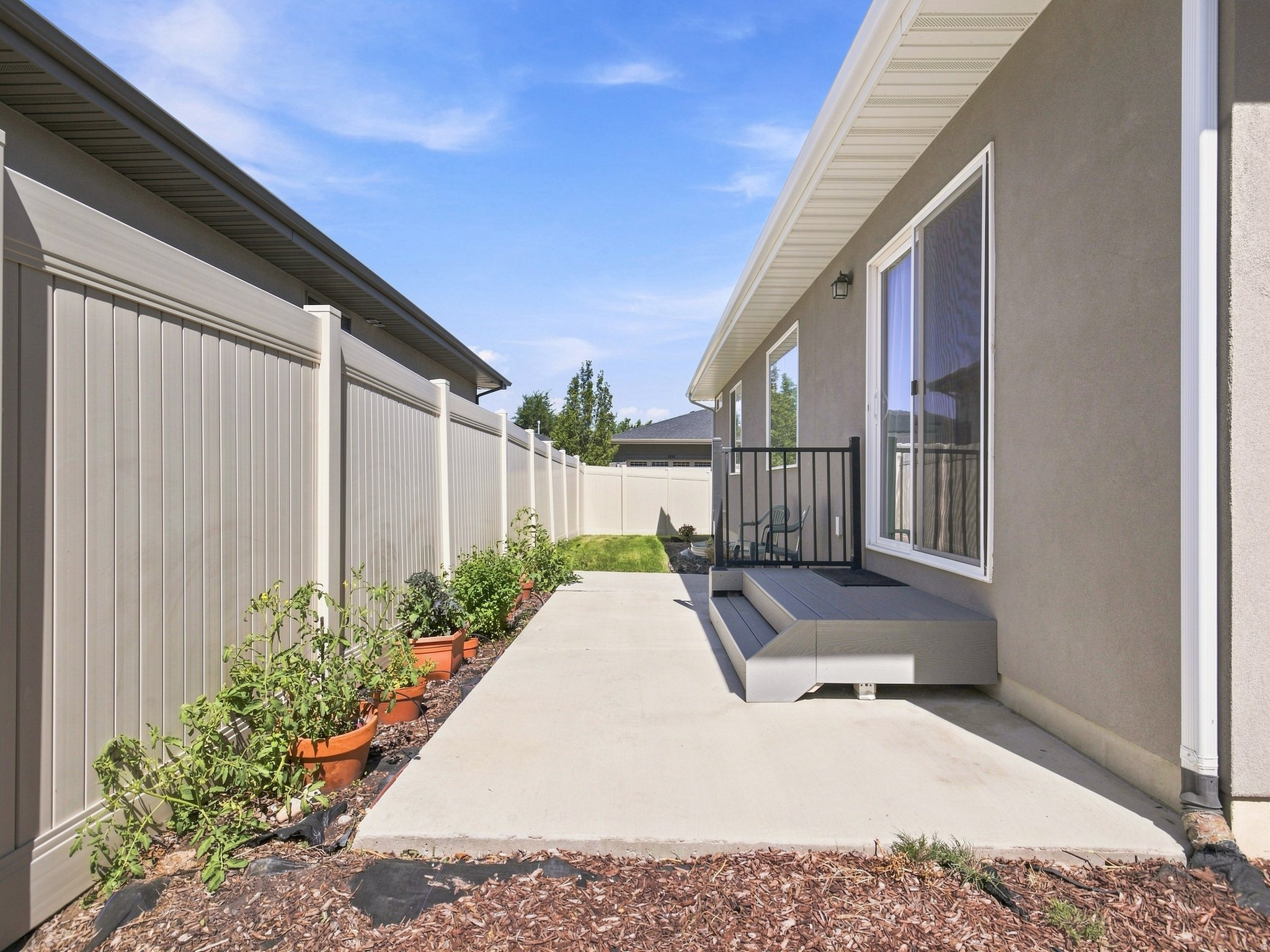 3194 S WOODEN NICKEL LN