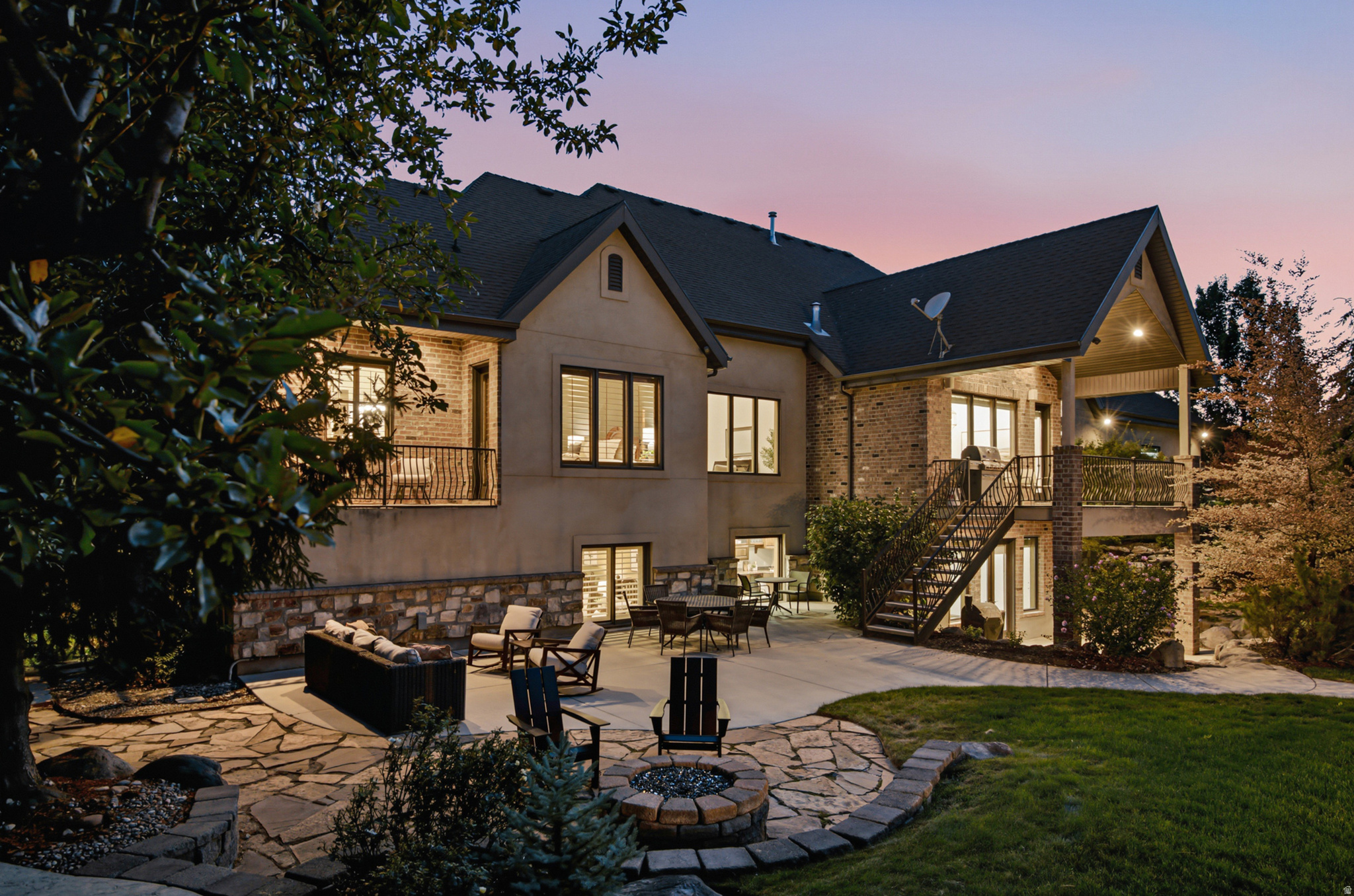 629 S PHEASANT RIDGE CT