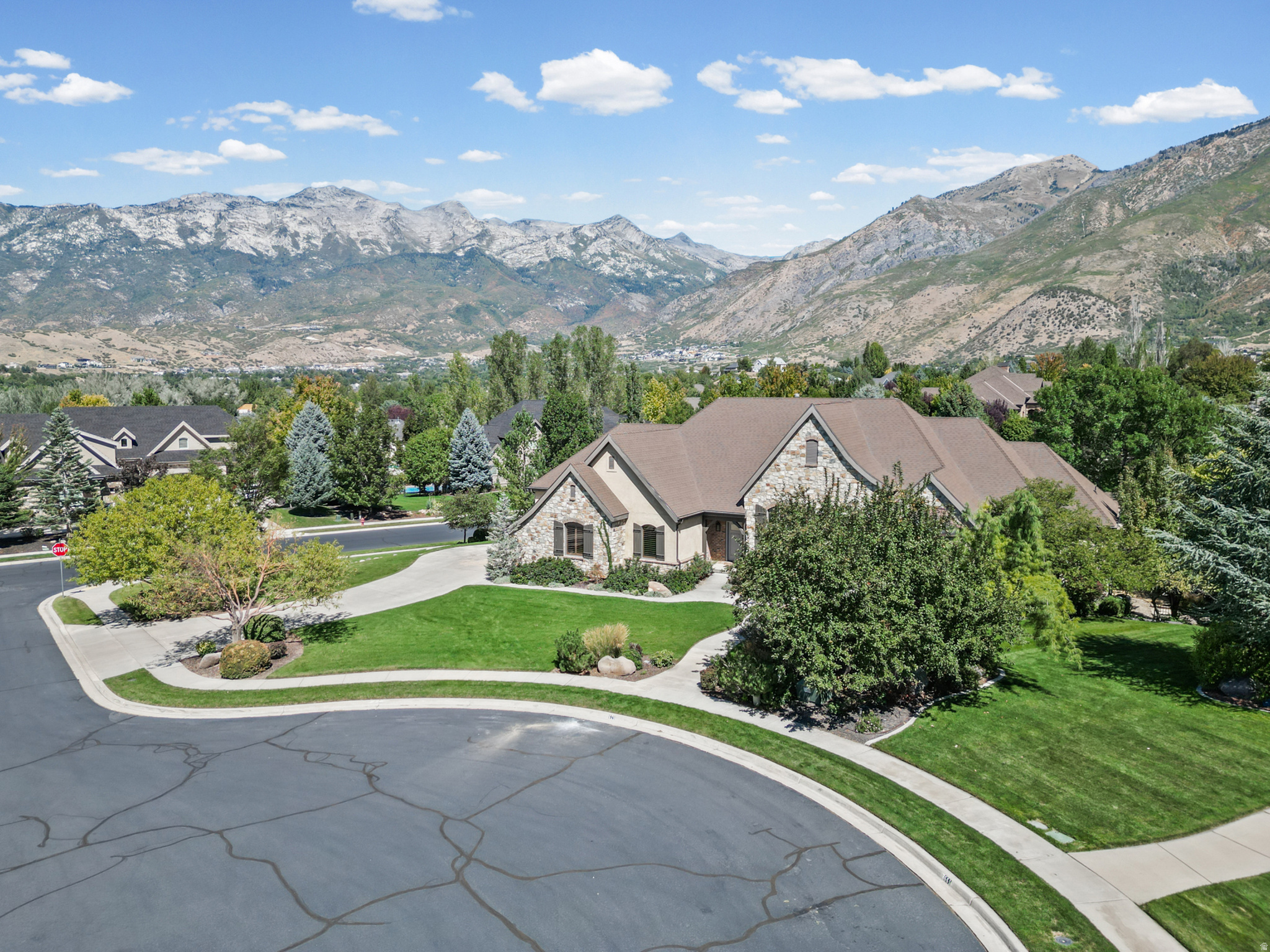 629 S PHEASANT RIDGE CT