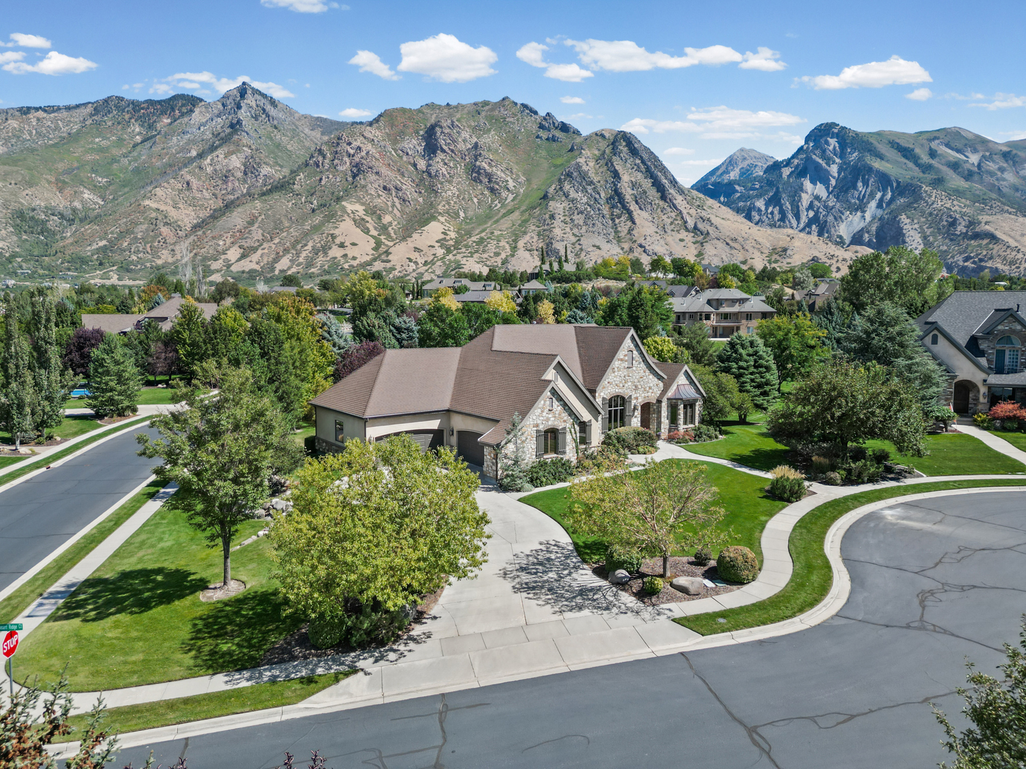629 S PHEASANT RIDGE CT
