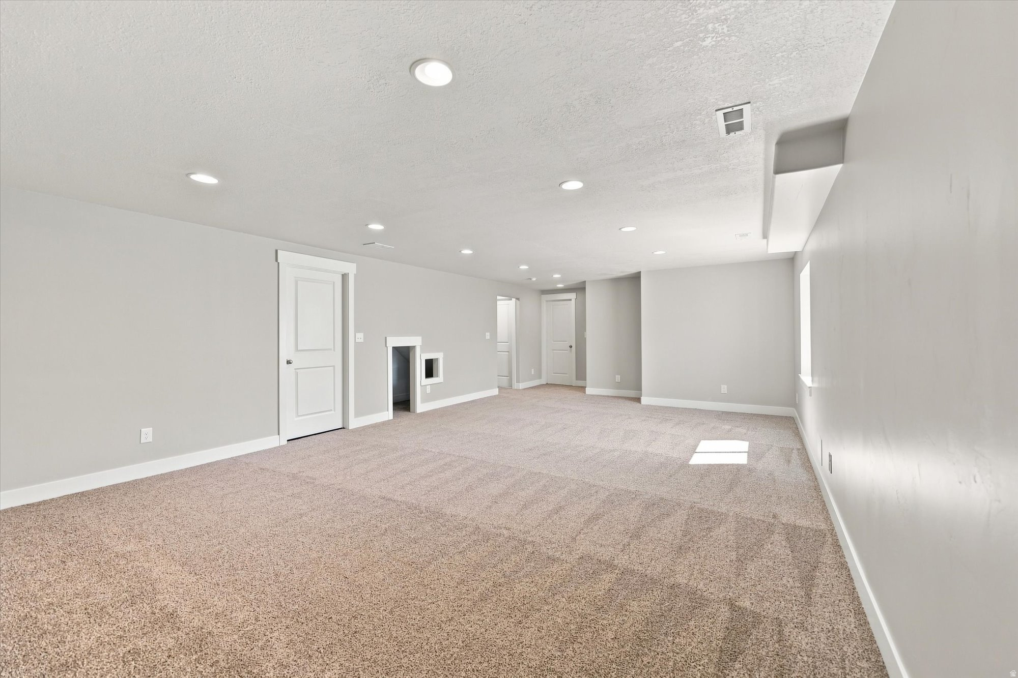 2276 E BOXWOOD LN