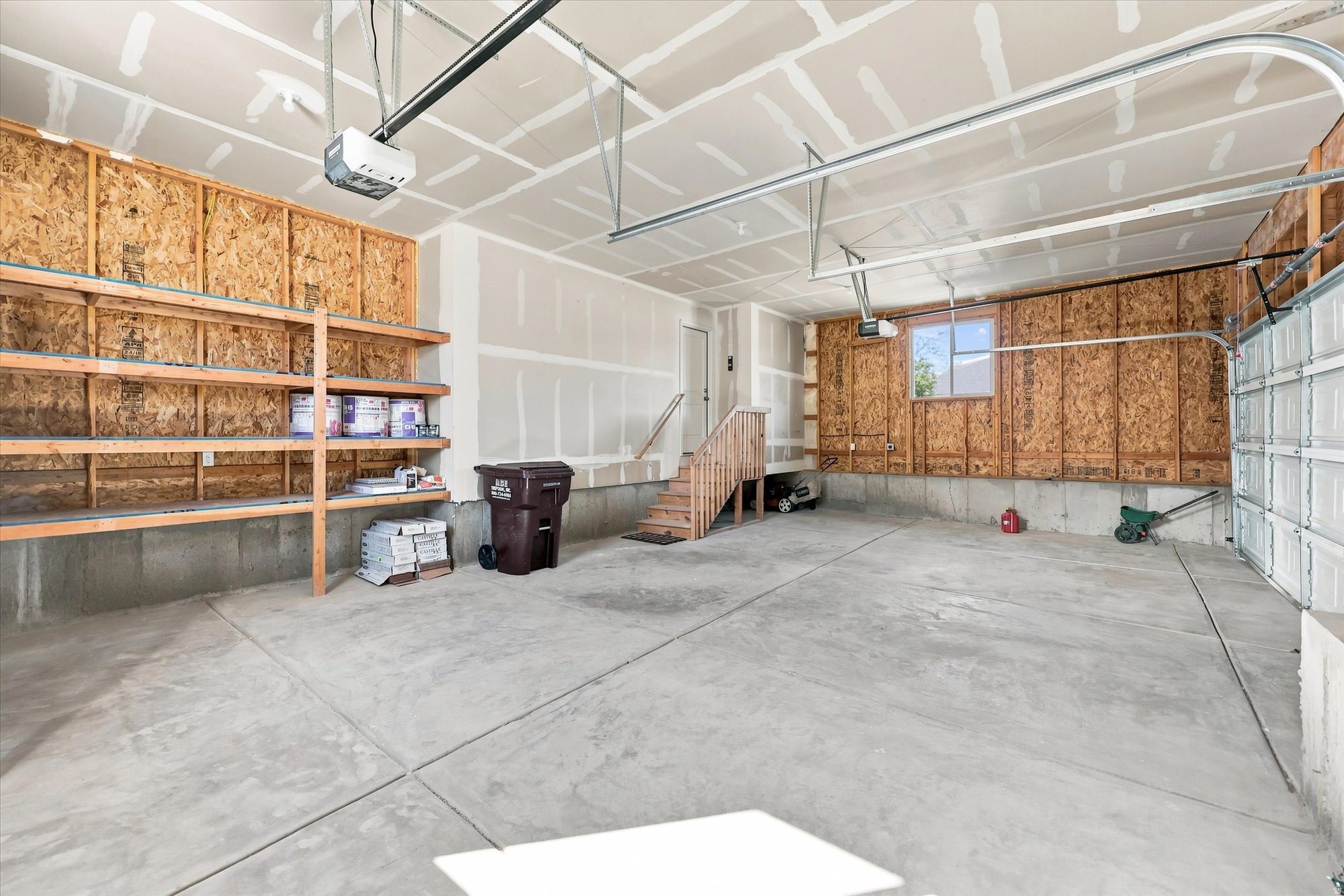 2276 E BOXWOOD LN