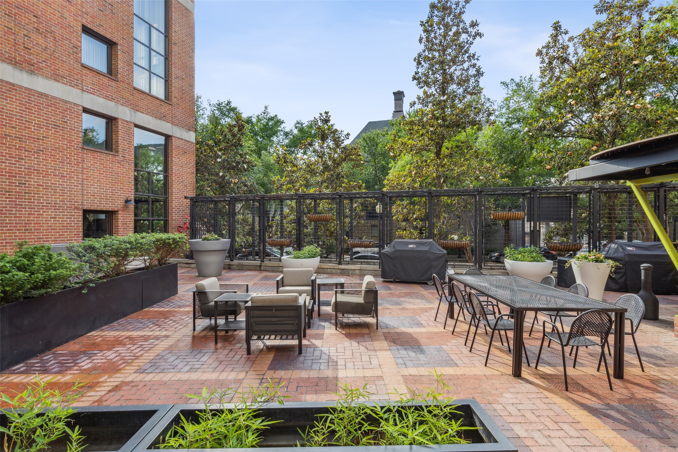 3110 Thomas Avenue Unit: 140