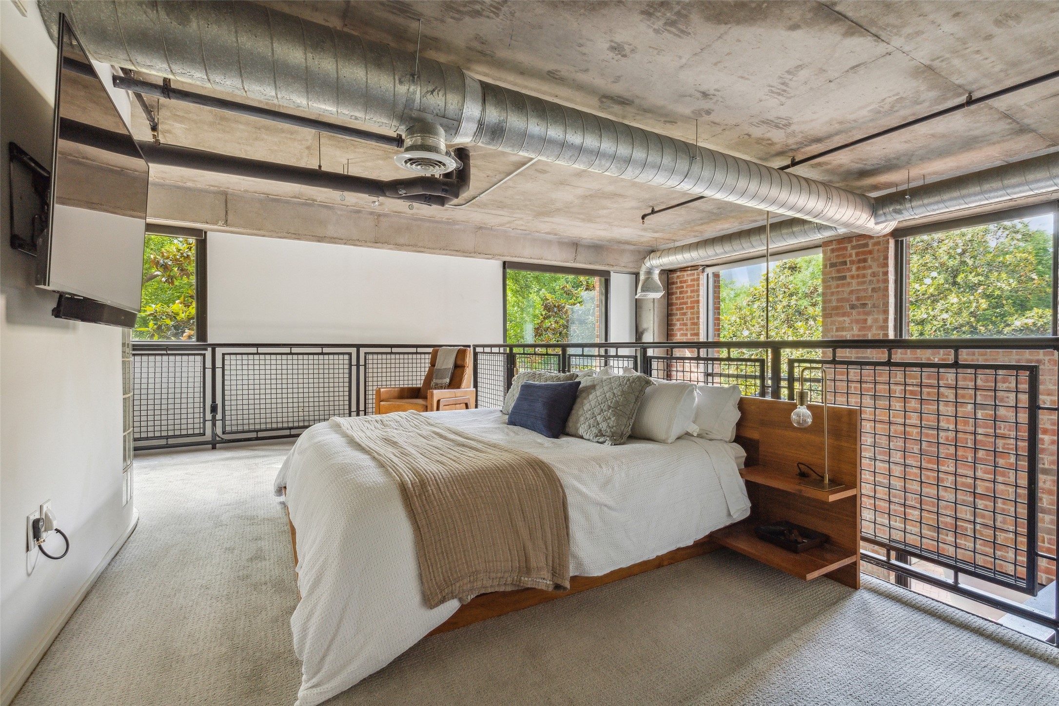 3110 Thomas Avenue Unit: 140