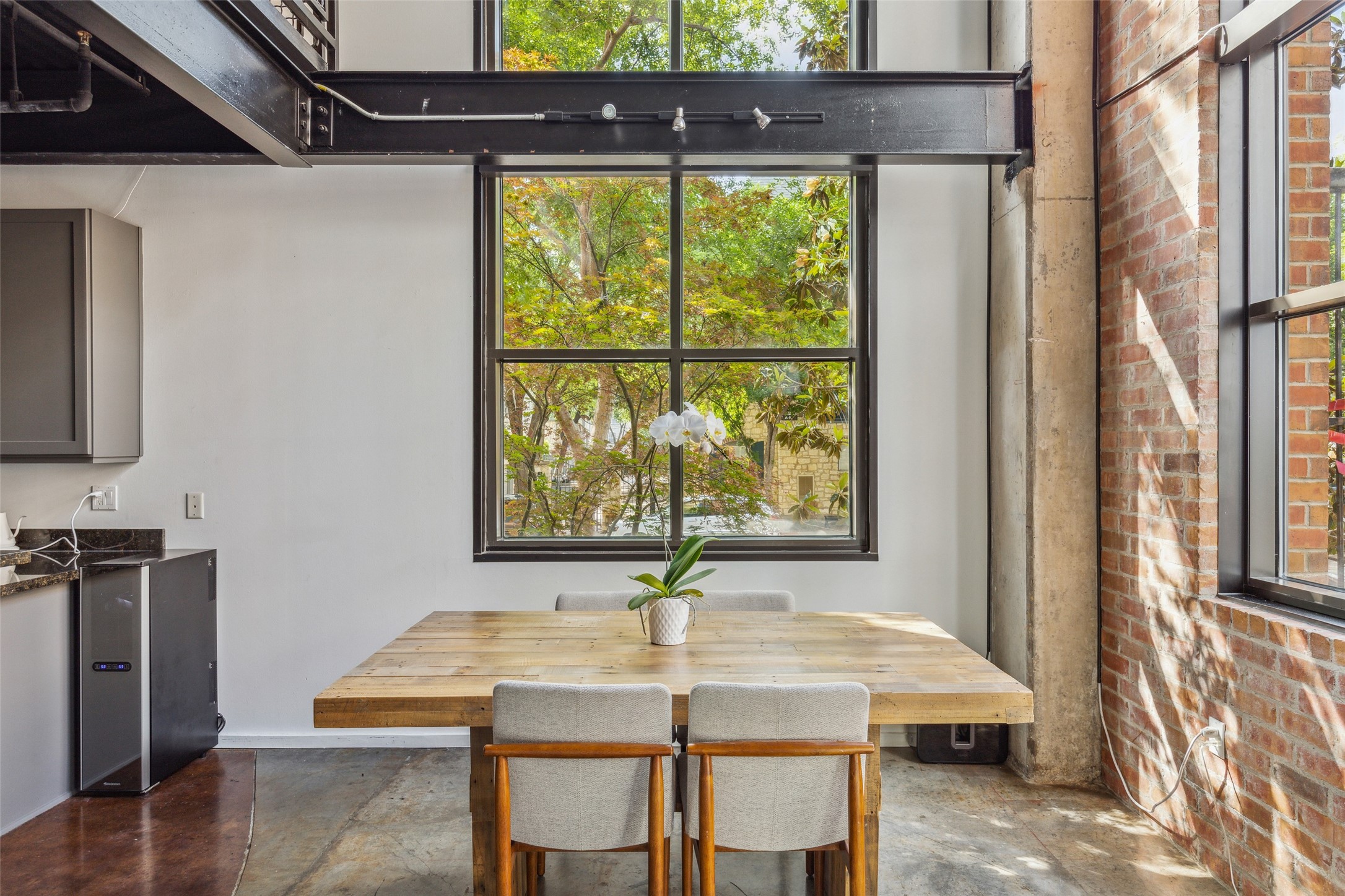 3110 Thomas Avenue Unit: 140