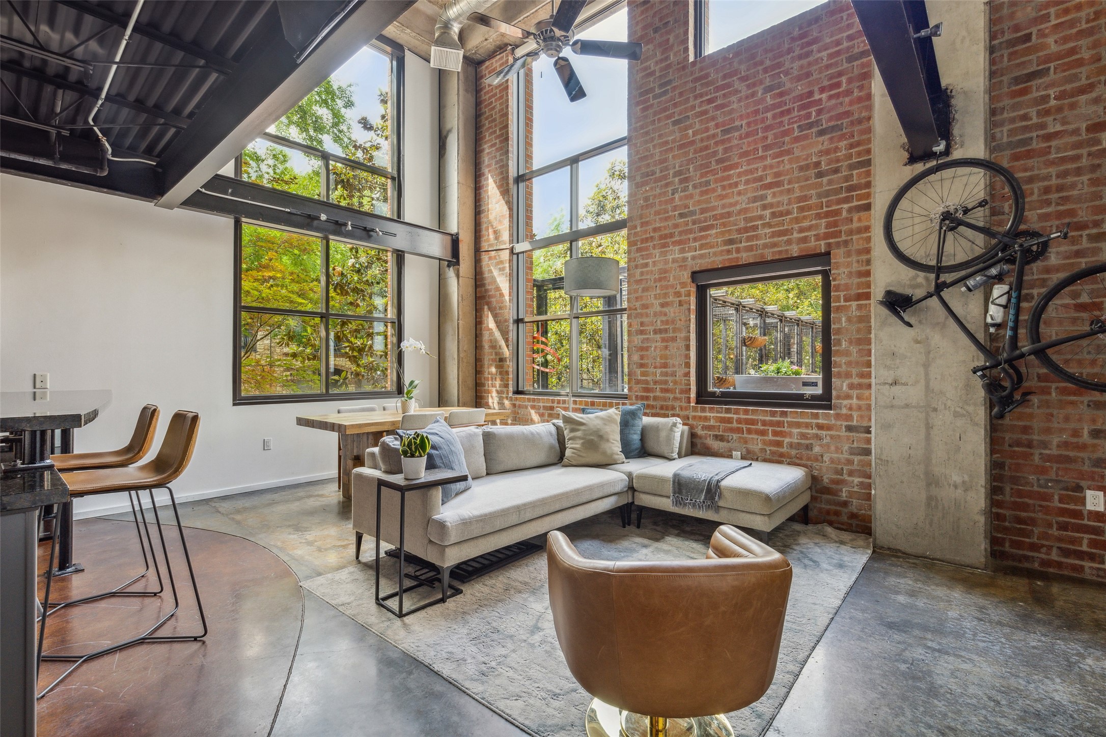 3110 Thomas Avenue Unit: 140