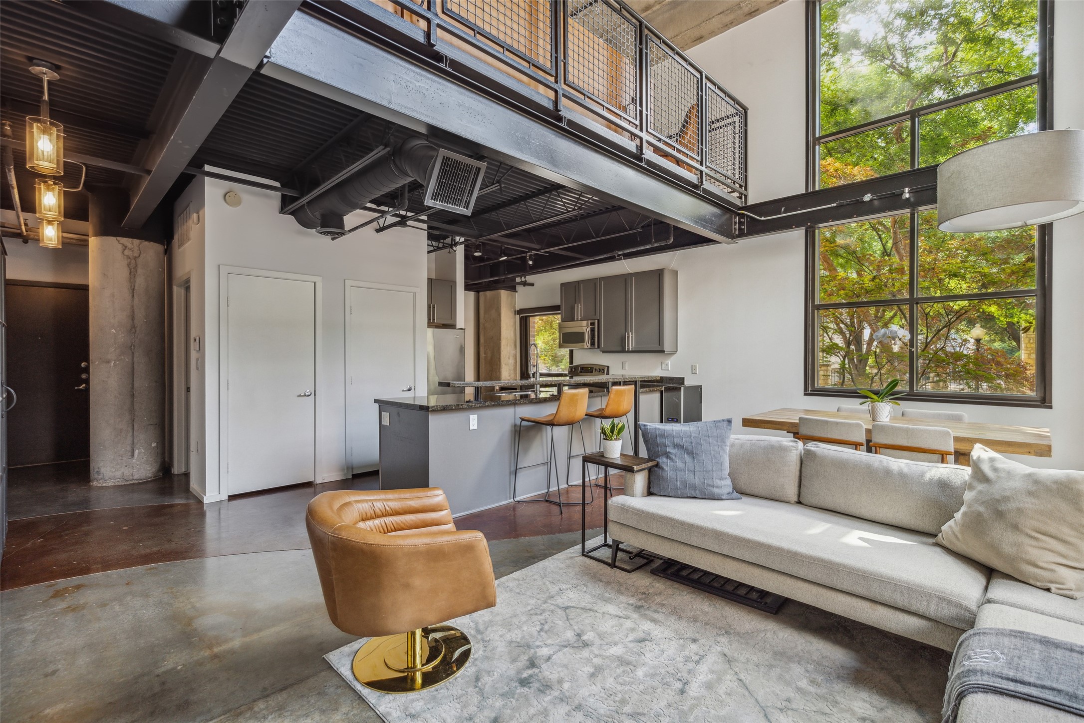 3110 Thomas Avenue Unit: 140