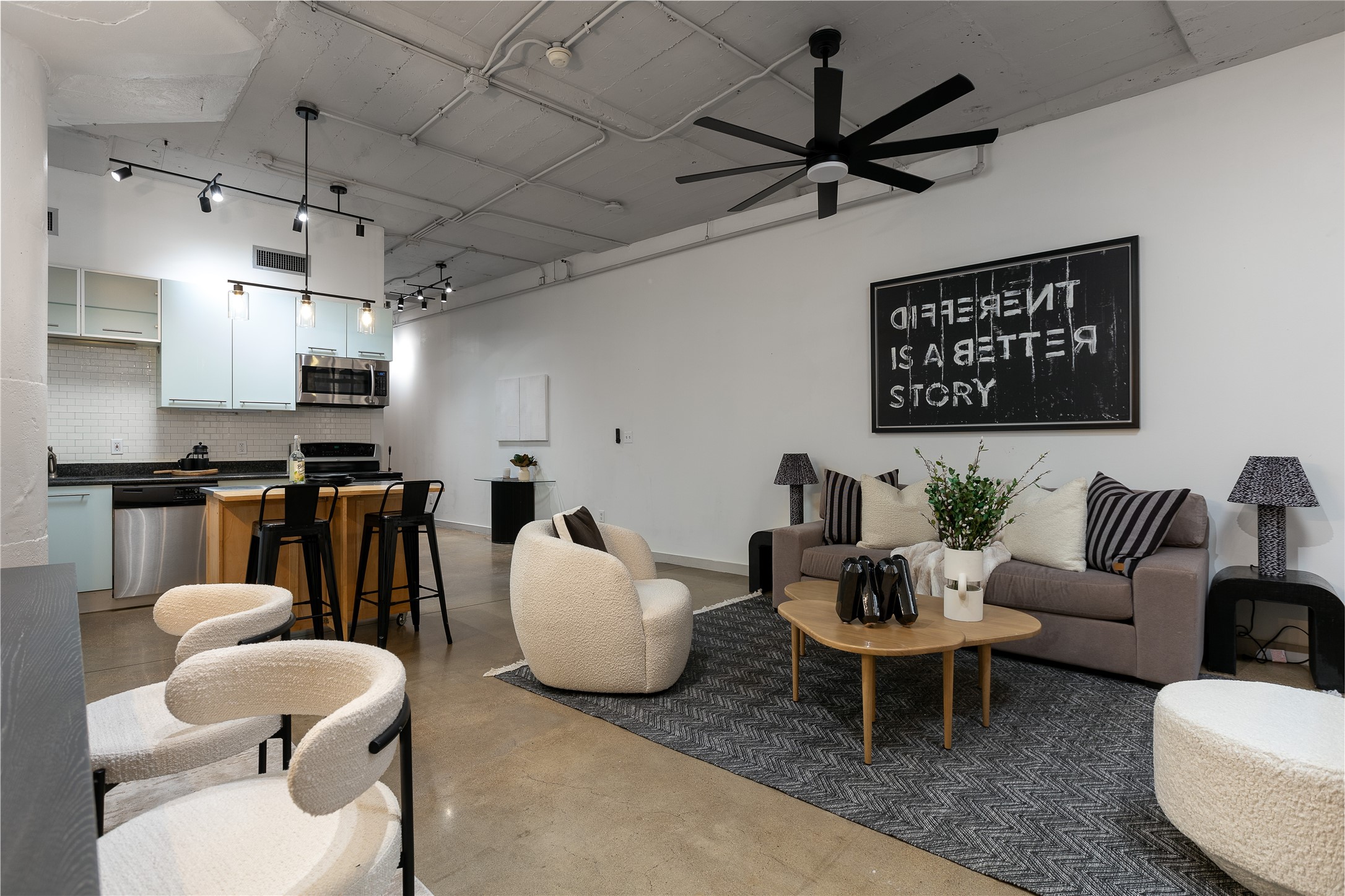 1122 Jackson Street 215