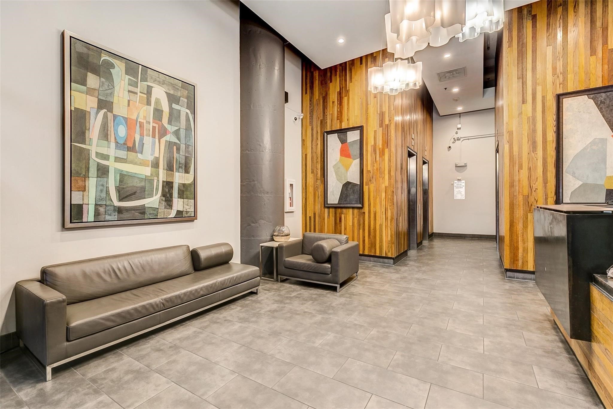 1122 Jackson Street 215