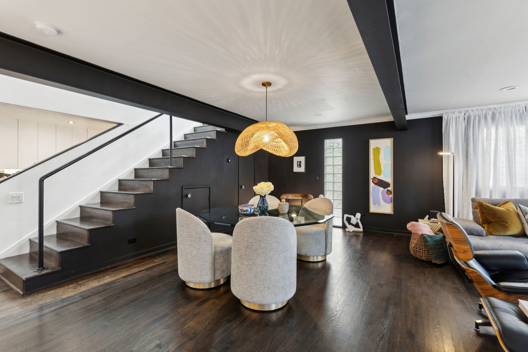 4134 Travis Street 13