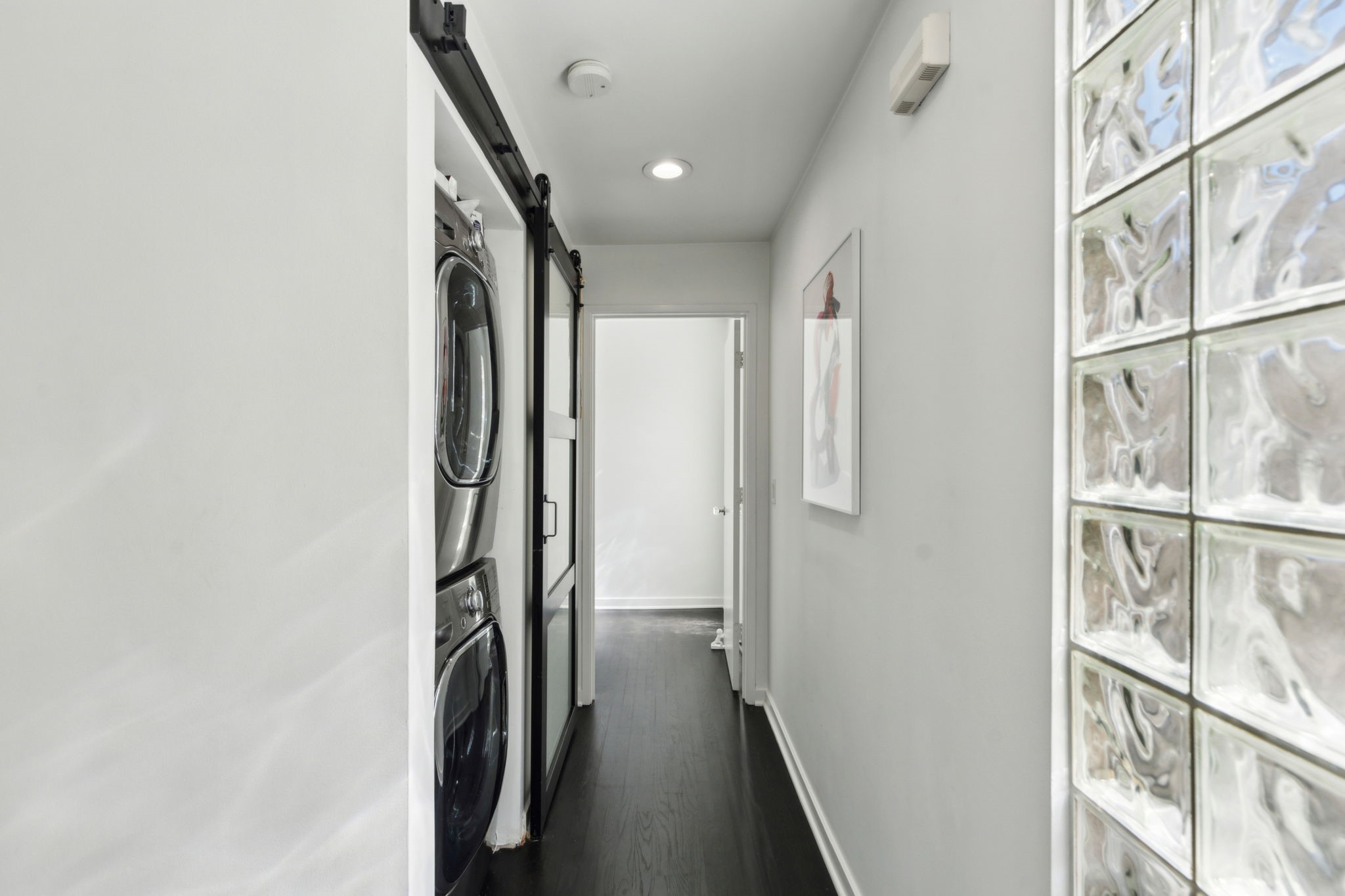4134 Travis Street 13