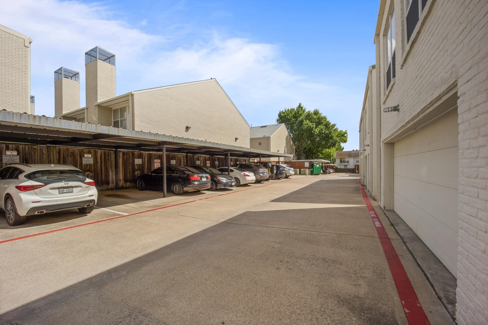 4134 Travis Street 11