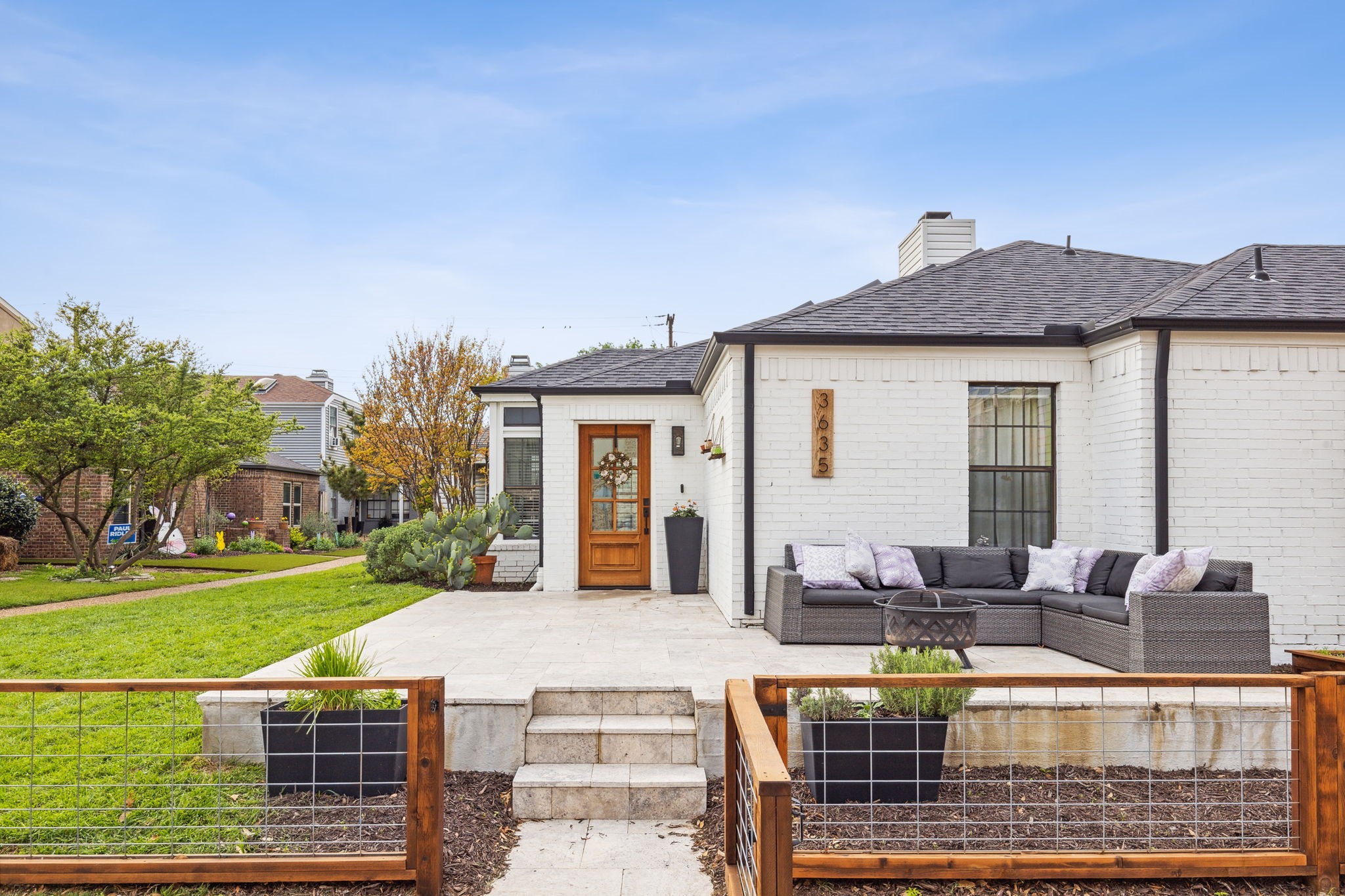 3635 Bryan Street