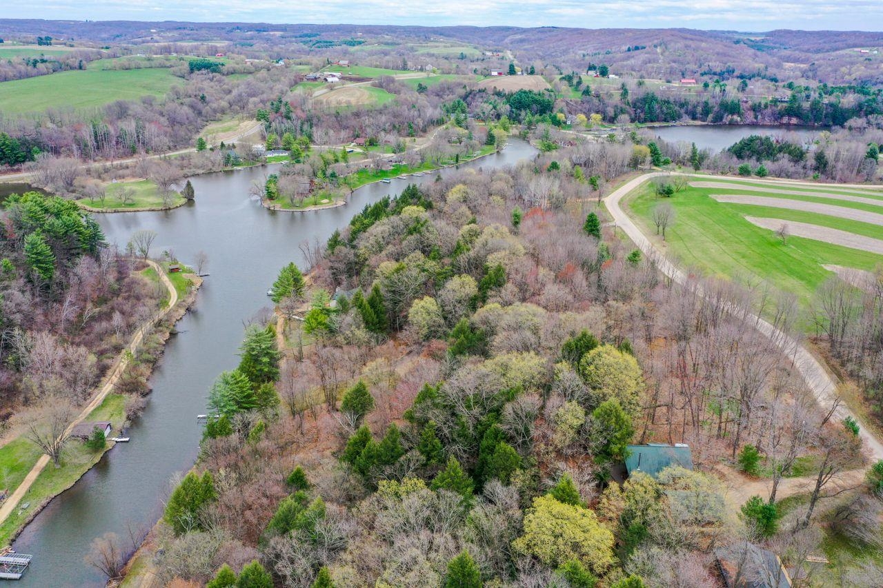 L13 W Redstone Drive