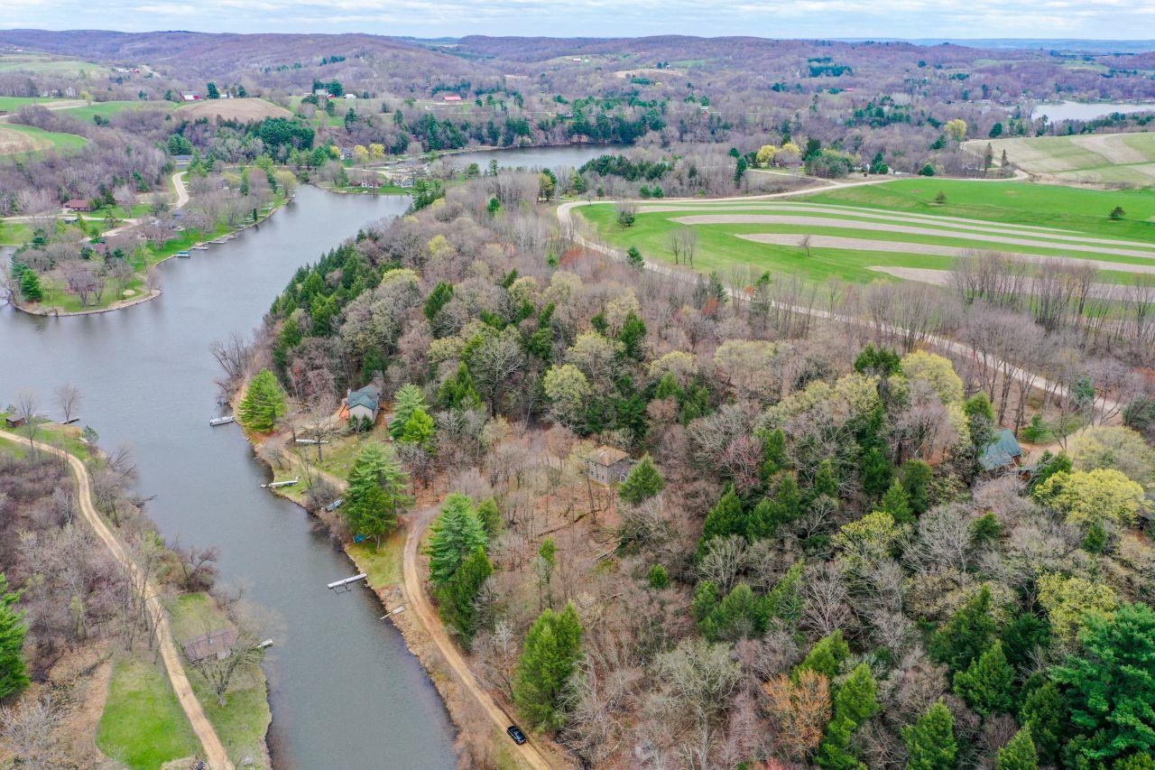 L13 W Redstone Drive