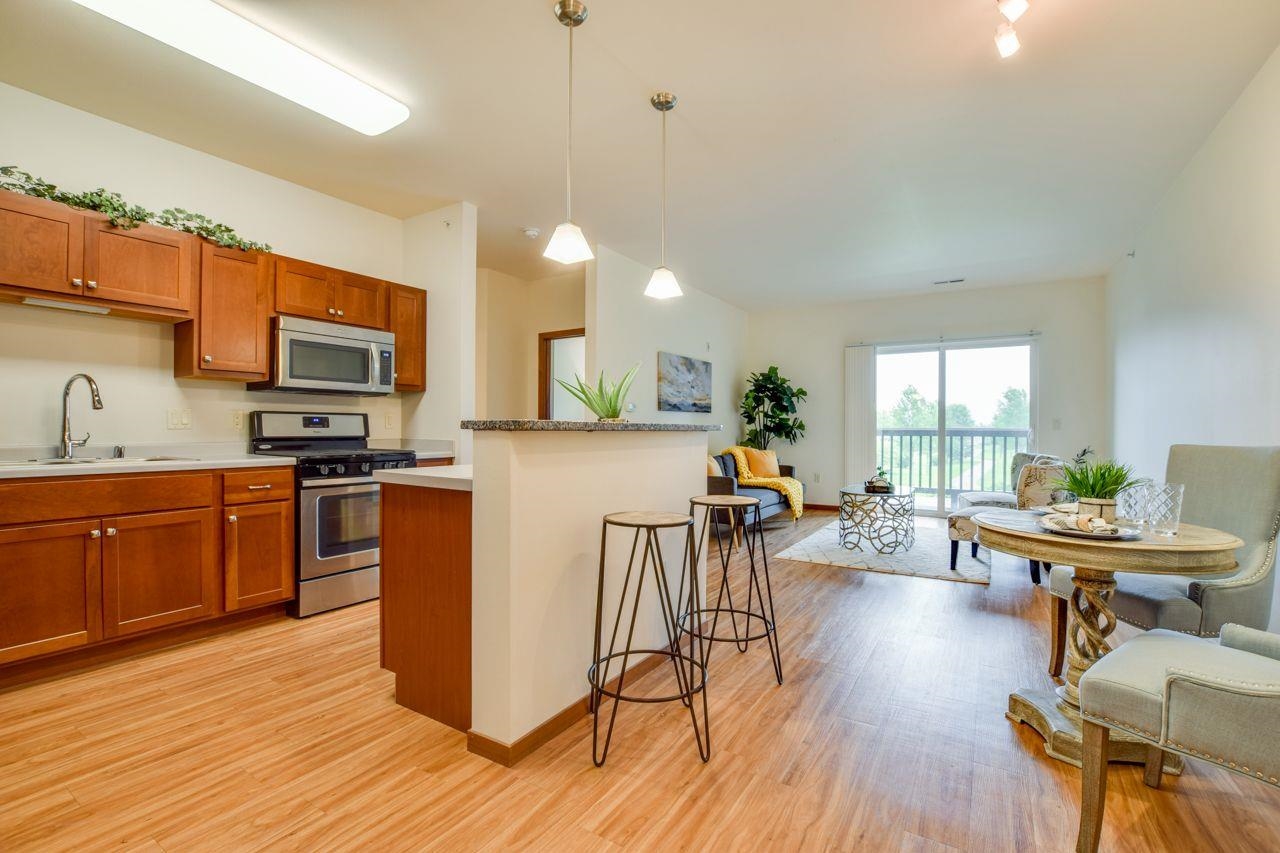 5194 Sassafras Drive 203