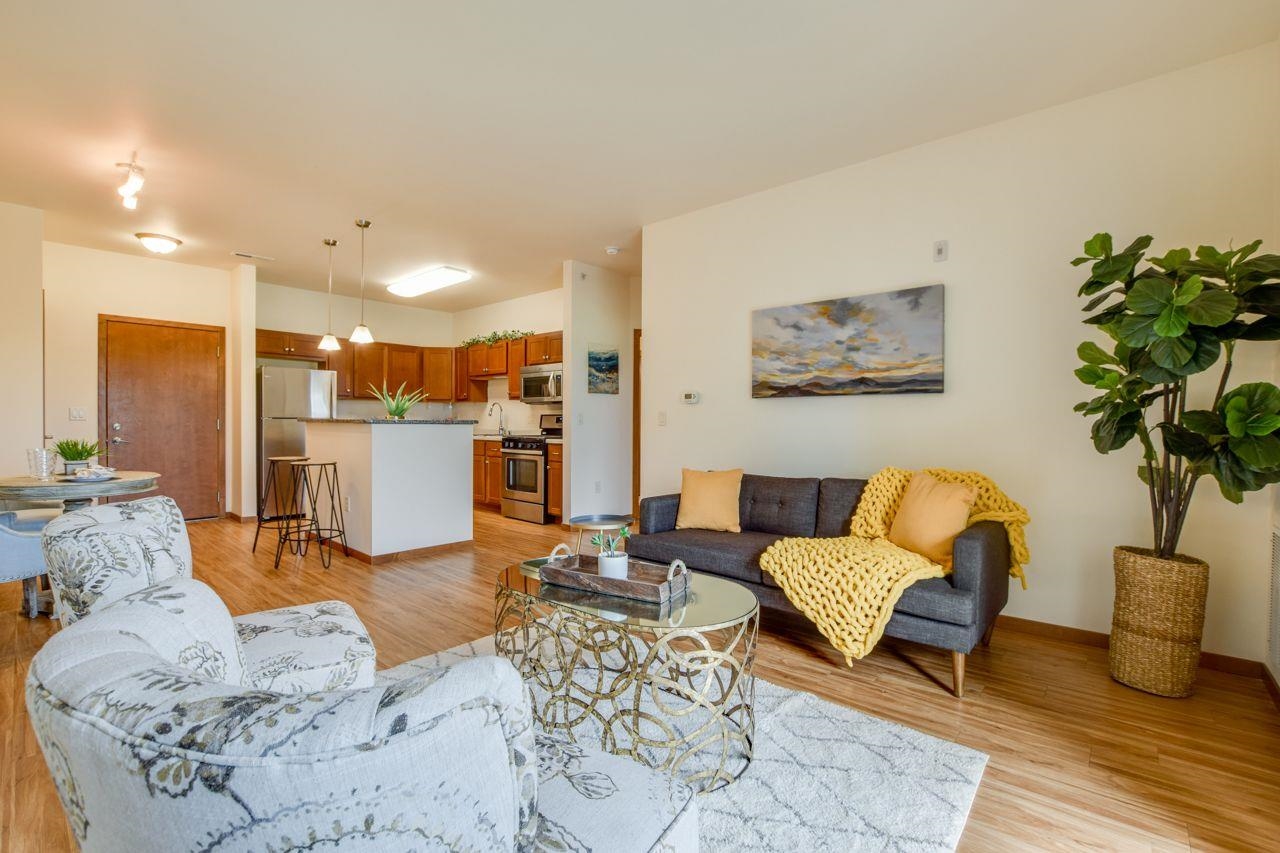 5194 Sassafras Drive 203