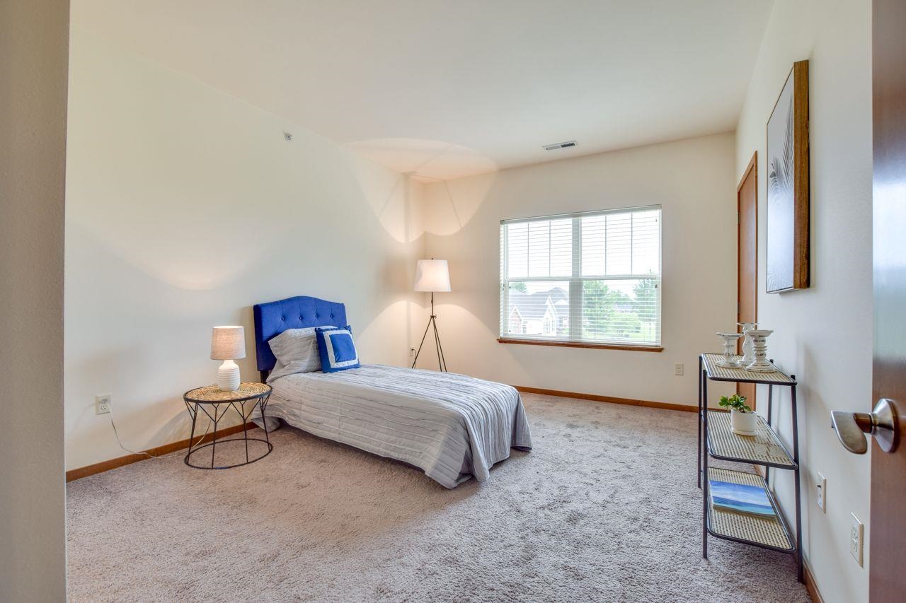 5194 Sassafras Drive 203