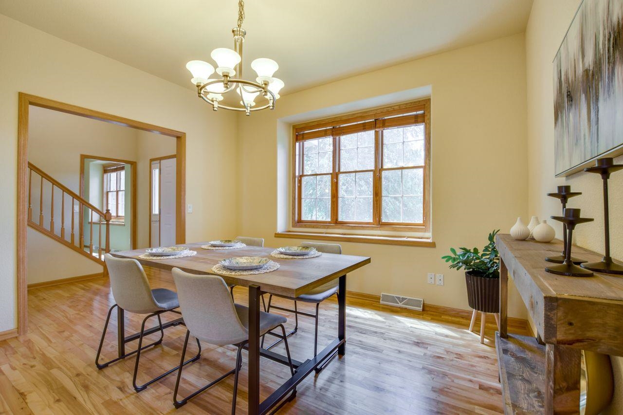 10 Greystone Circle