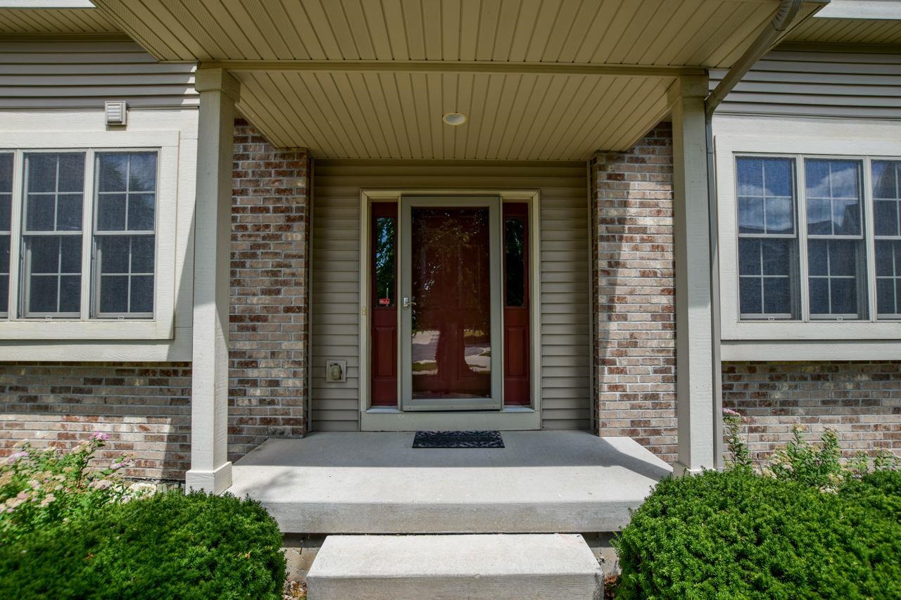 10 Greystone Circle