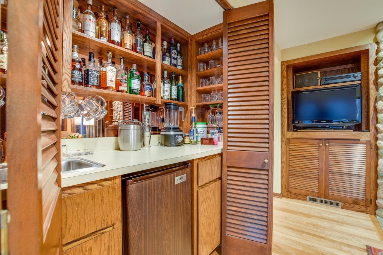 4923 Foxfire Trail