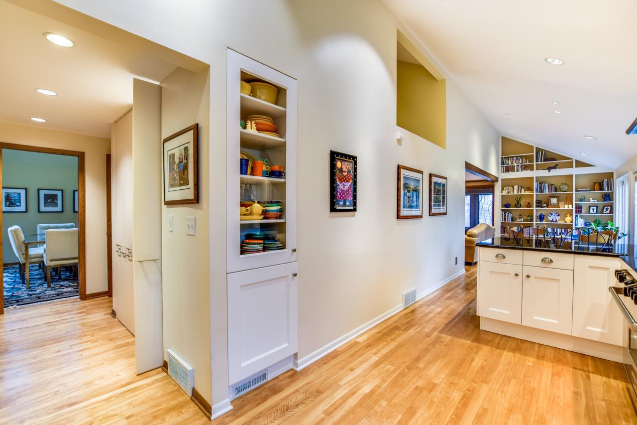 4923 Foxfire Trail